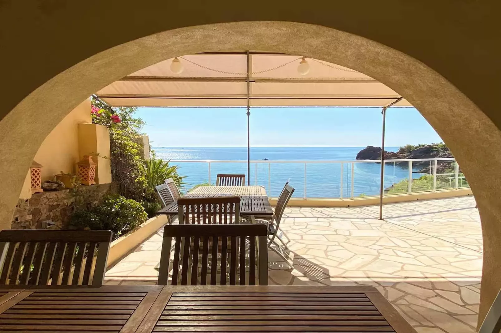 Villa plage privée vue sur la mer-Terrasbalkon