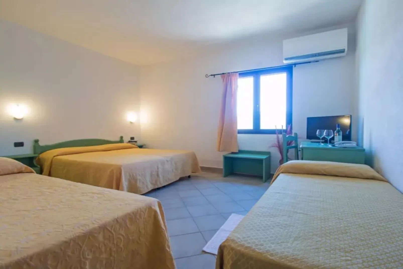 Residence Club Gli Ontani APARTMENT 2 BEDROOMS - 6 PAX - TYPE A R6A-Slaapkamer