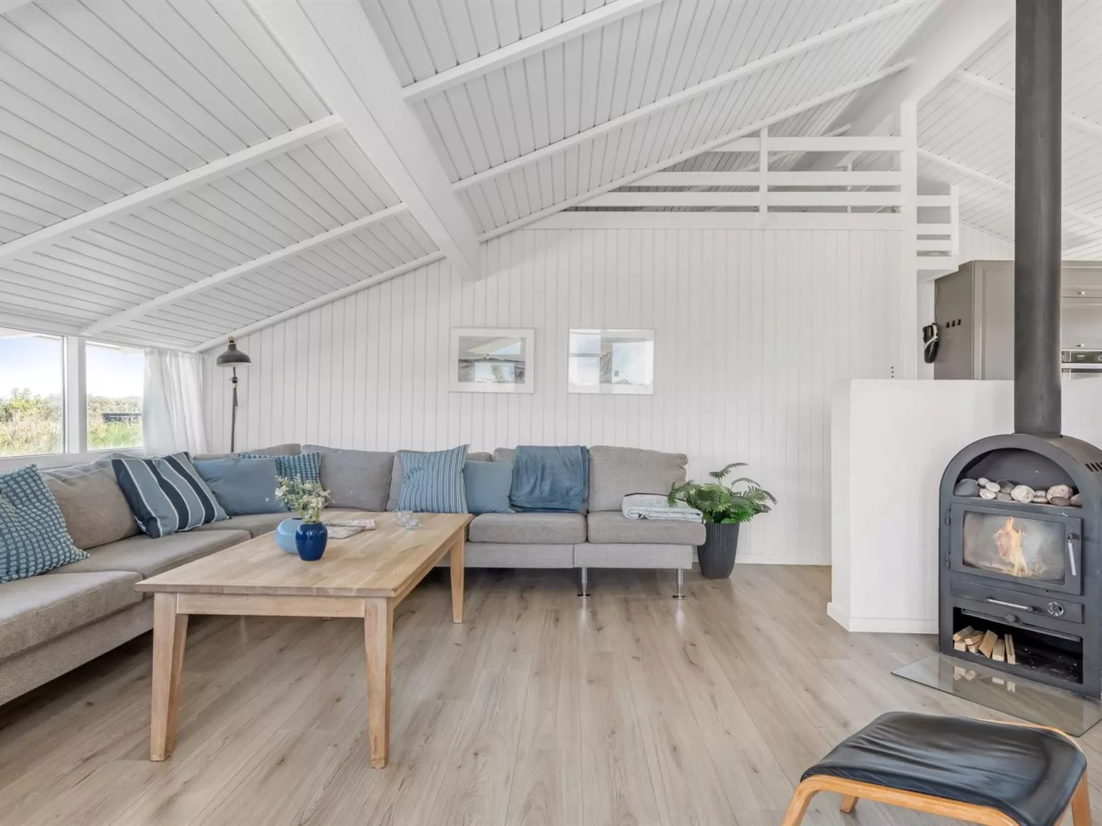 "Askrik" - 350m from the sea - Binnen