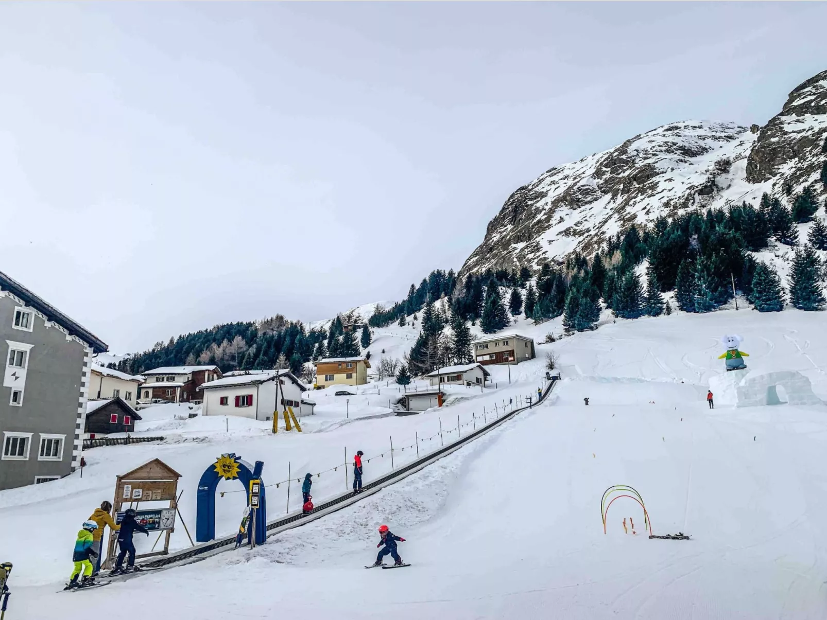 Mit Blick in die Berge - Image-tags.info