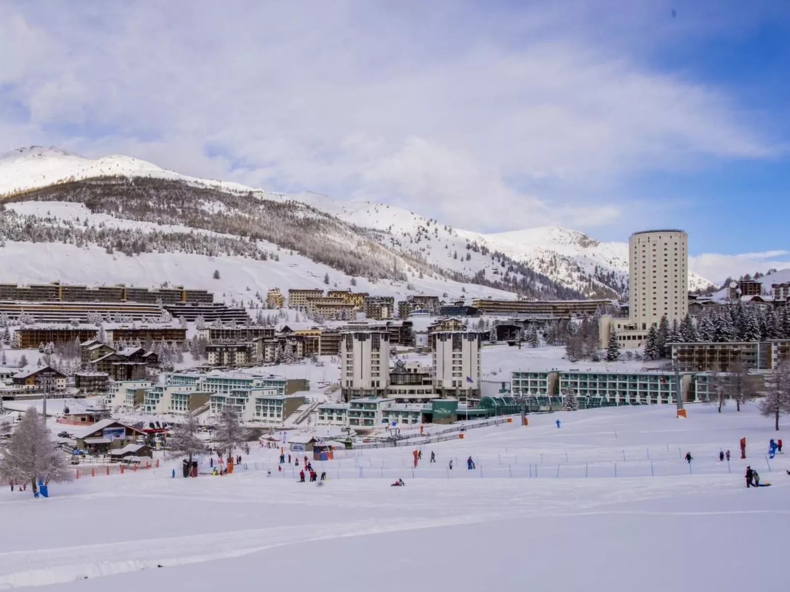 Teleo Vacanze - Olympisches Dorf Sestriere - Buiten