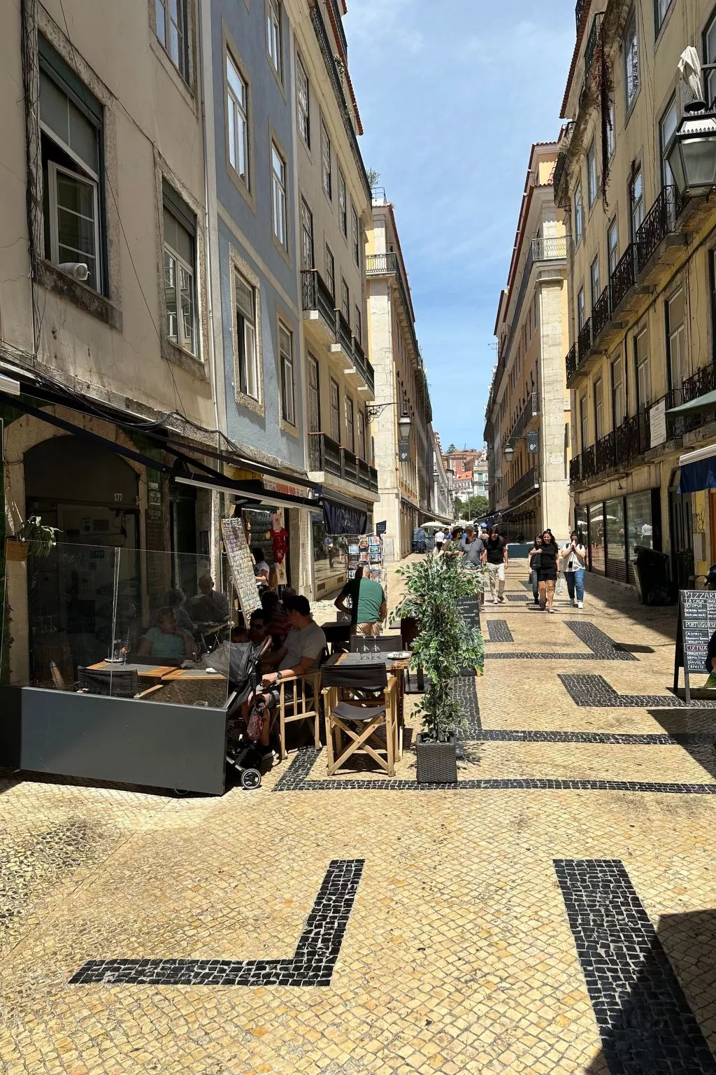 Die Memoiren der traditionellen Künste, Balcony at Downtown - Image-tags.info