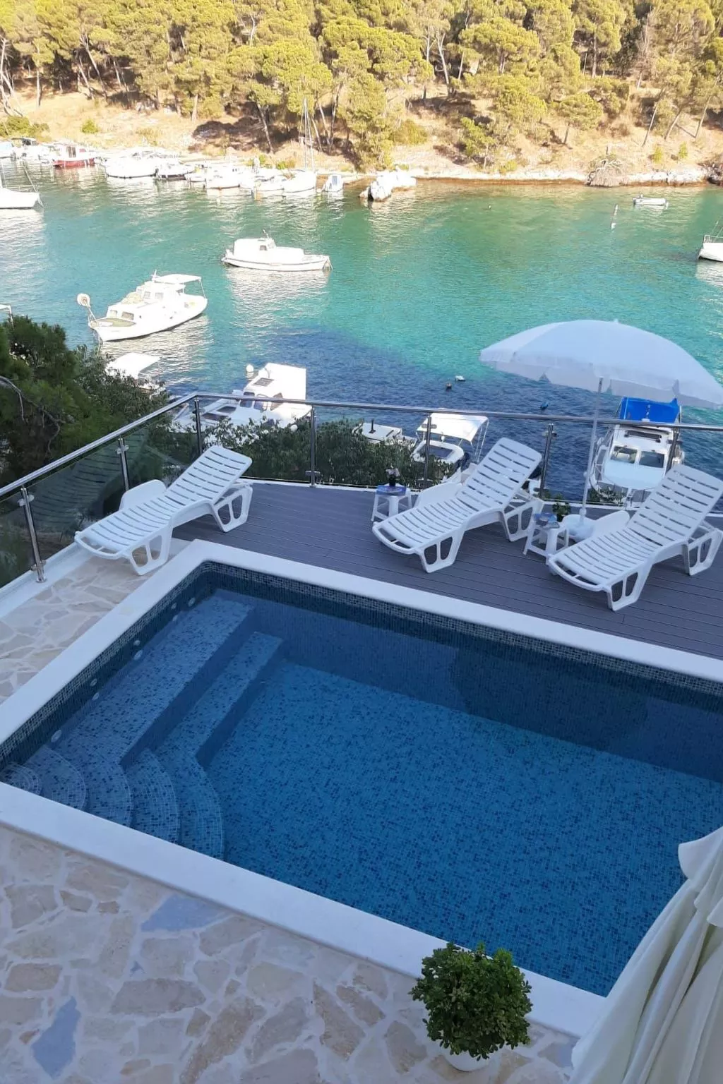 Villa Aurea 4 - Image-tags.info