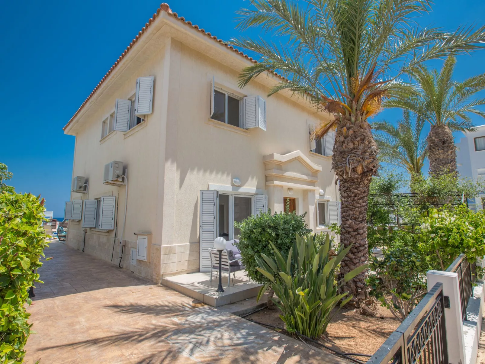 Protaras Villa mit Pool am Strand der Fig Tree Bay - Image-tags.info