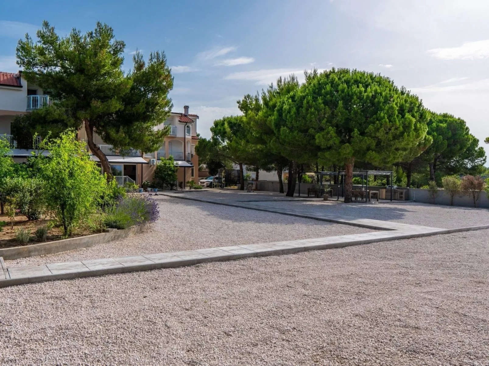 Apartment Sum mora 1 - Image-tags.info