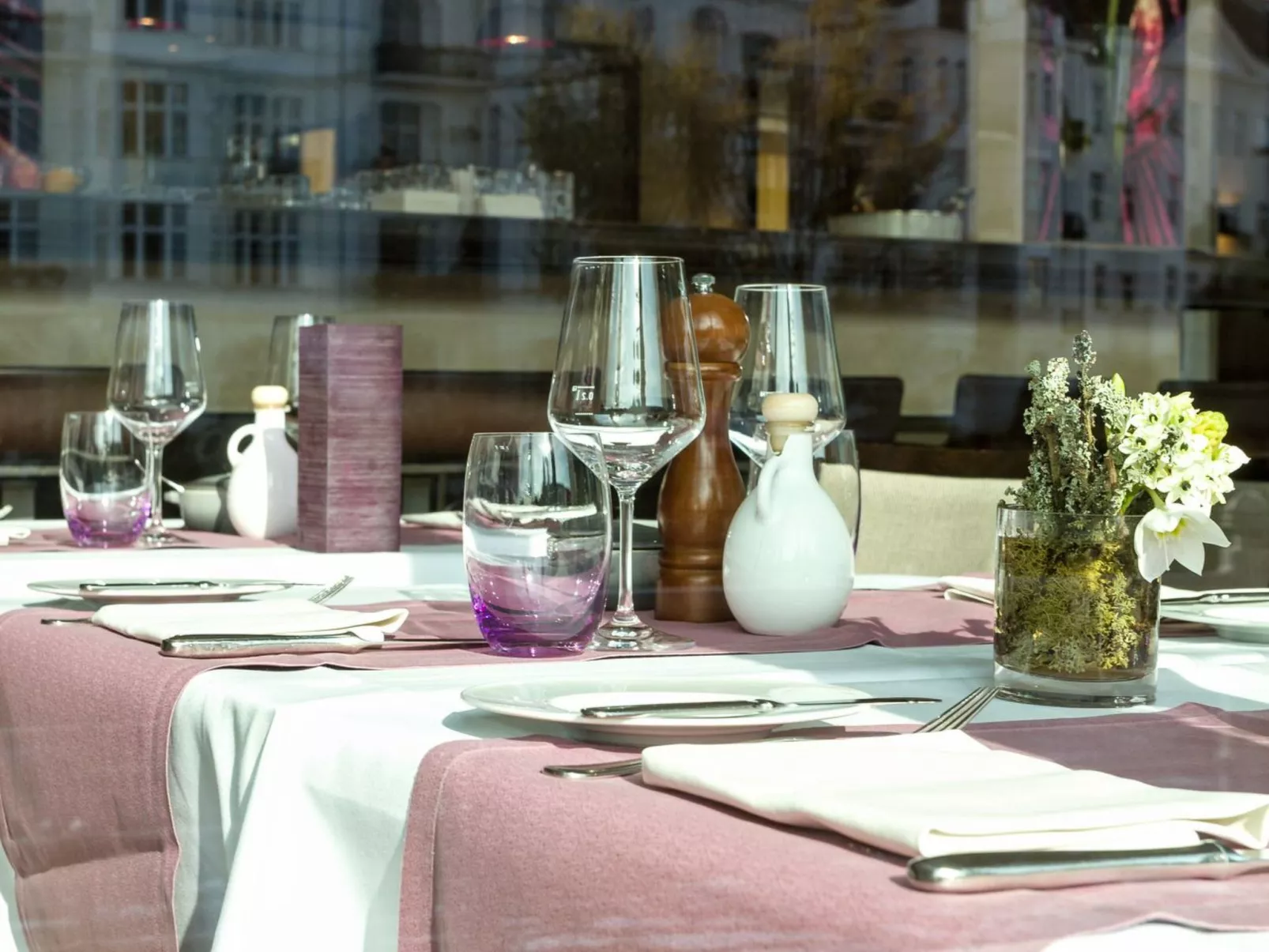 In Berliner Innenstadt, Siegessäule-Nähe - Binnen