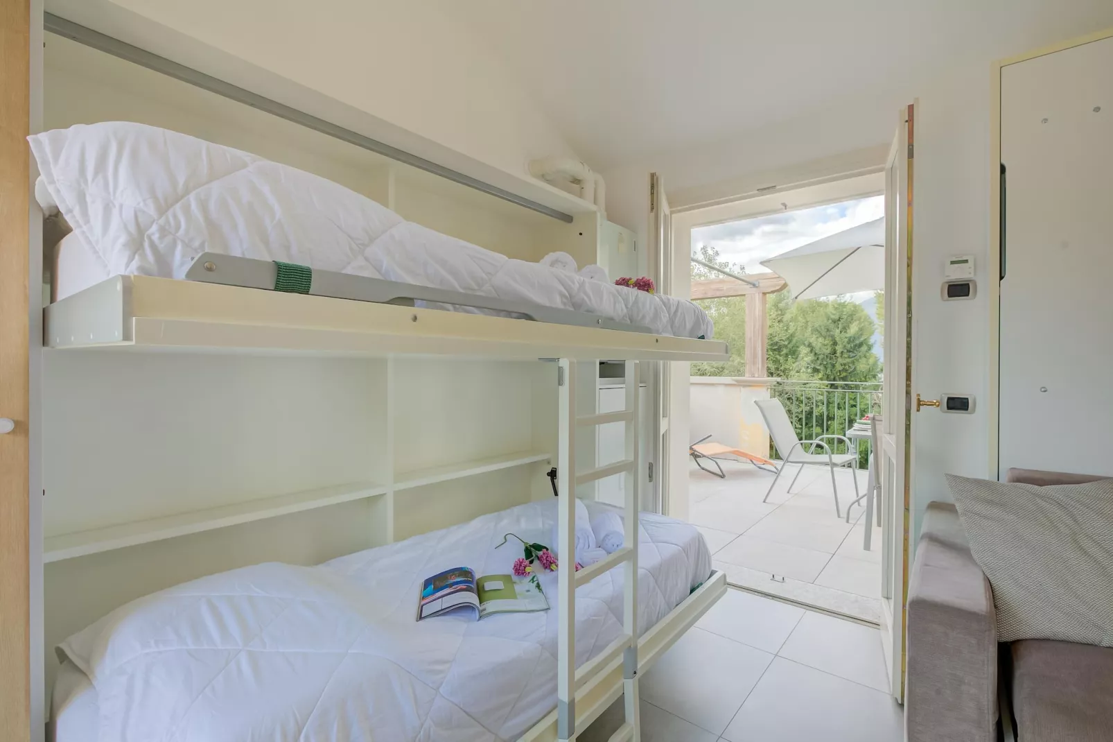 RESIDENCE PORTO LETIZIA - VILLAS-STUDIO 4 PAX VISTA LAGO DELUXE 8214 - VSLD4 - Slaapkamer