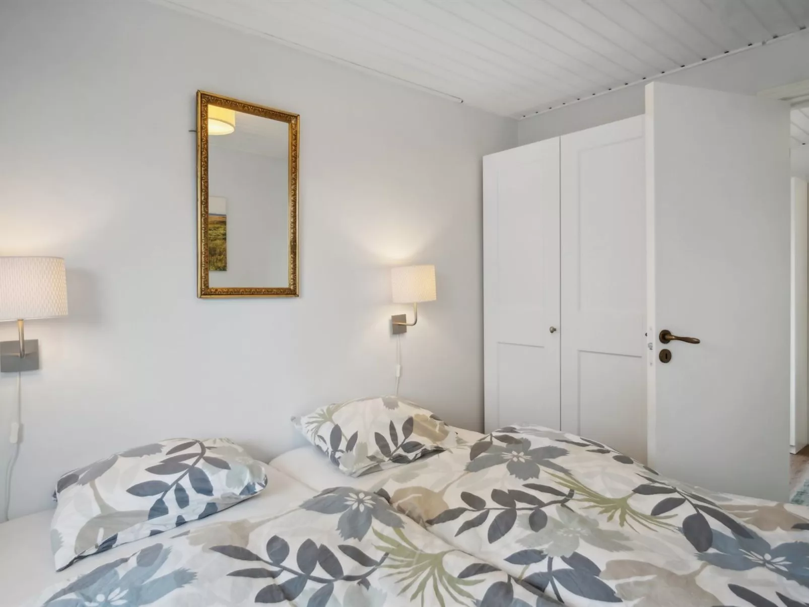 "Mayla" - 50m from the sea-Binnen