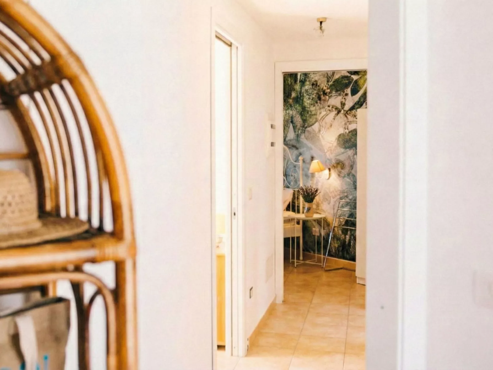 Crystal Sea Apartment-Binnen