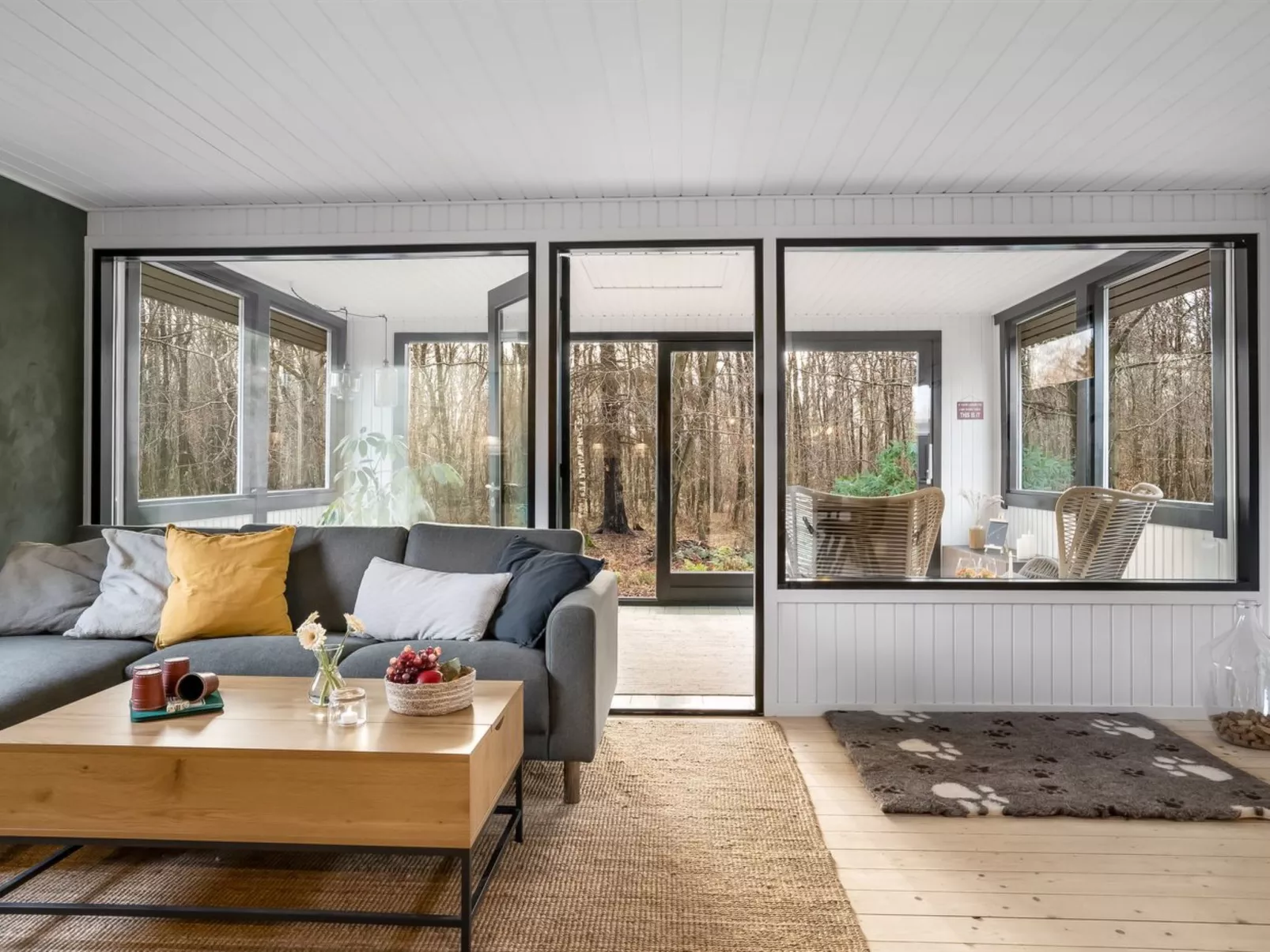 "Dreng" -  from the sea - Binnen