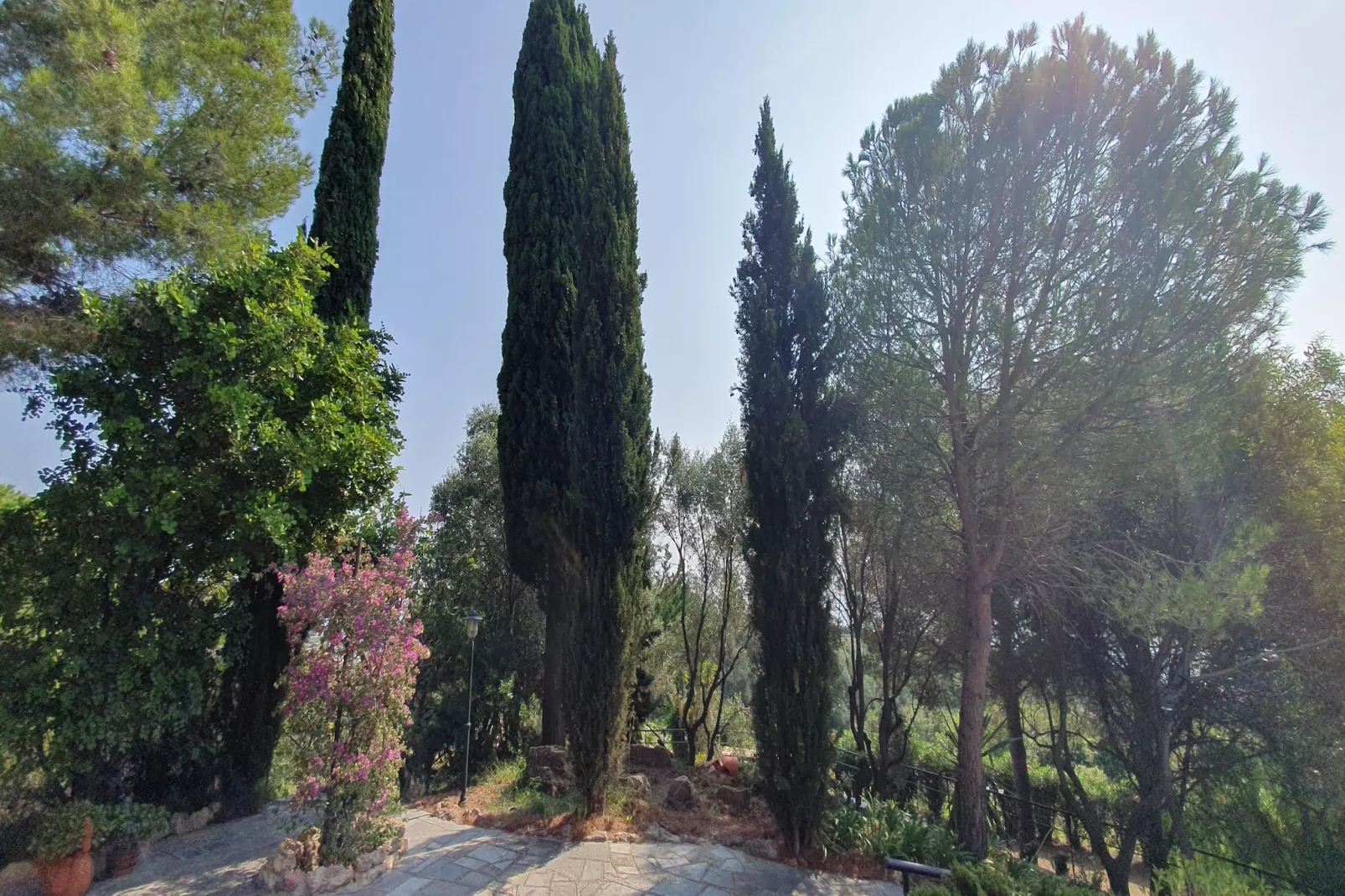 Charmante Villa mit drei Apartments und Meerblick KReidl-Tuinen zomer