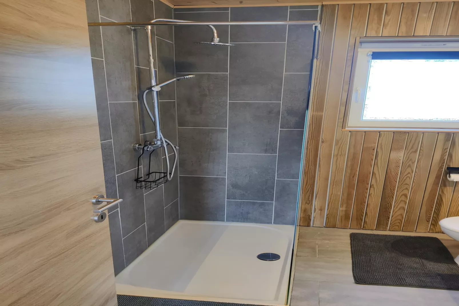 Appartement Terrasse 2/2-Badkamer