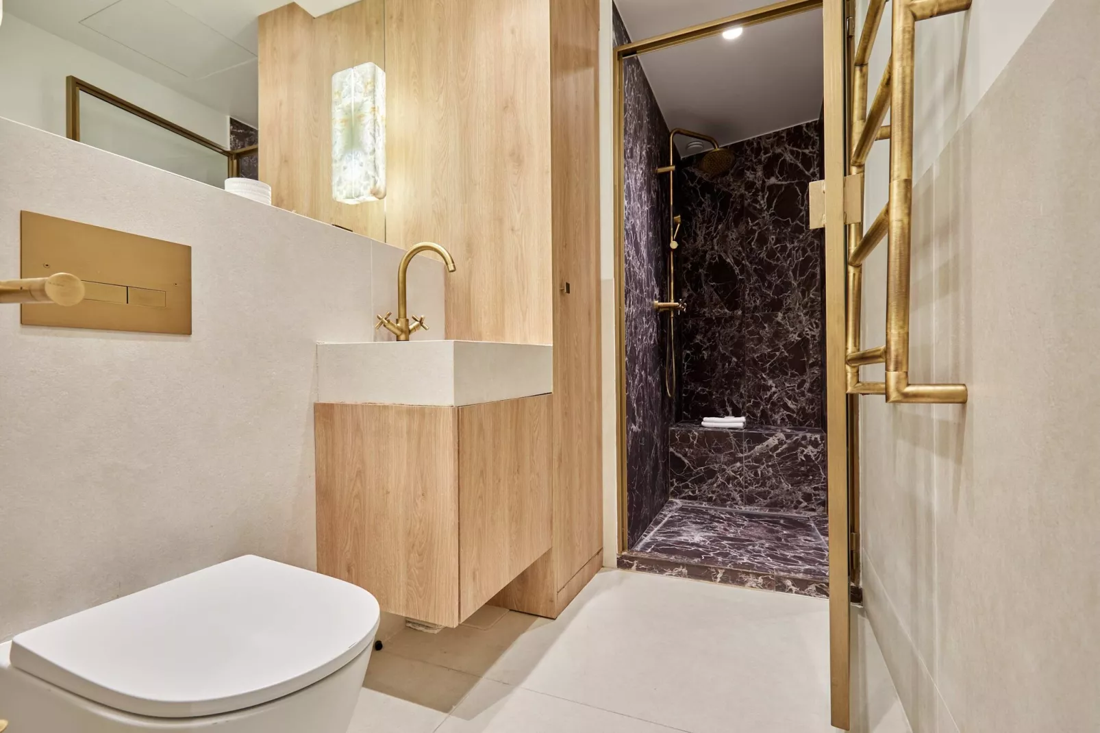 BOULOI 7-Niet-getagd