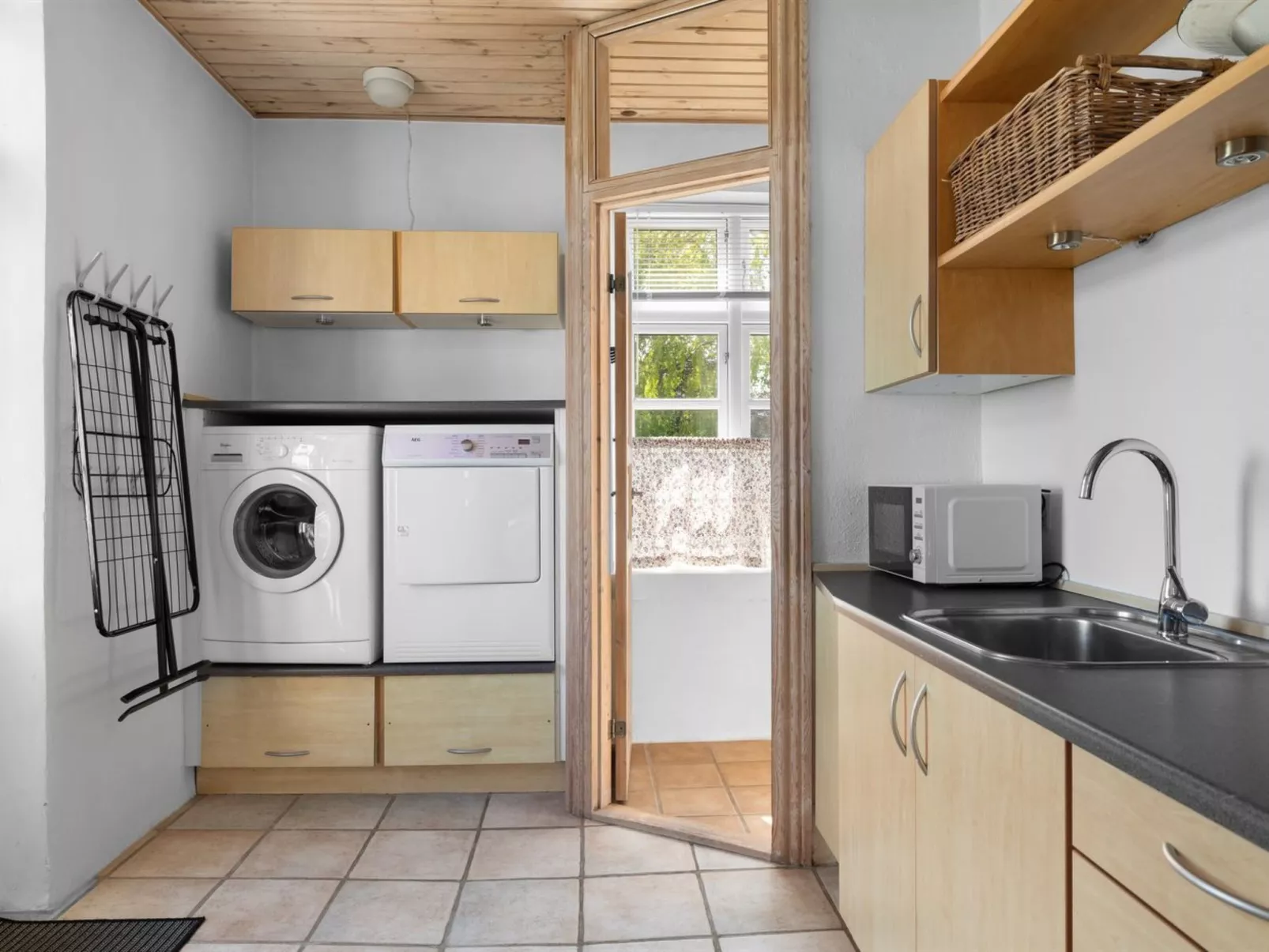 "Goti" - 850m from the sea-Binnen