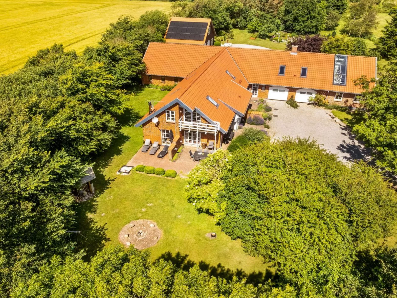 "Virve" - 100m to the fjord - Buiten