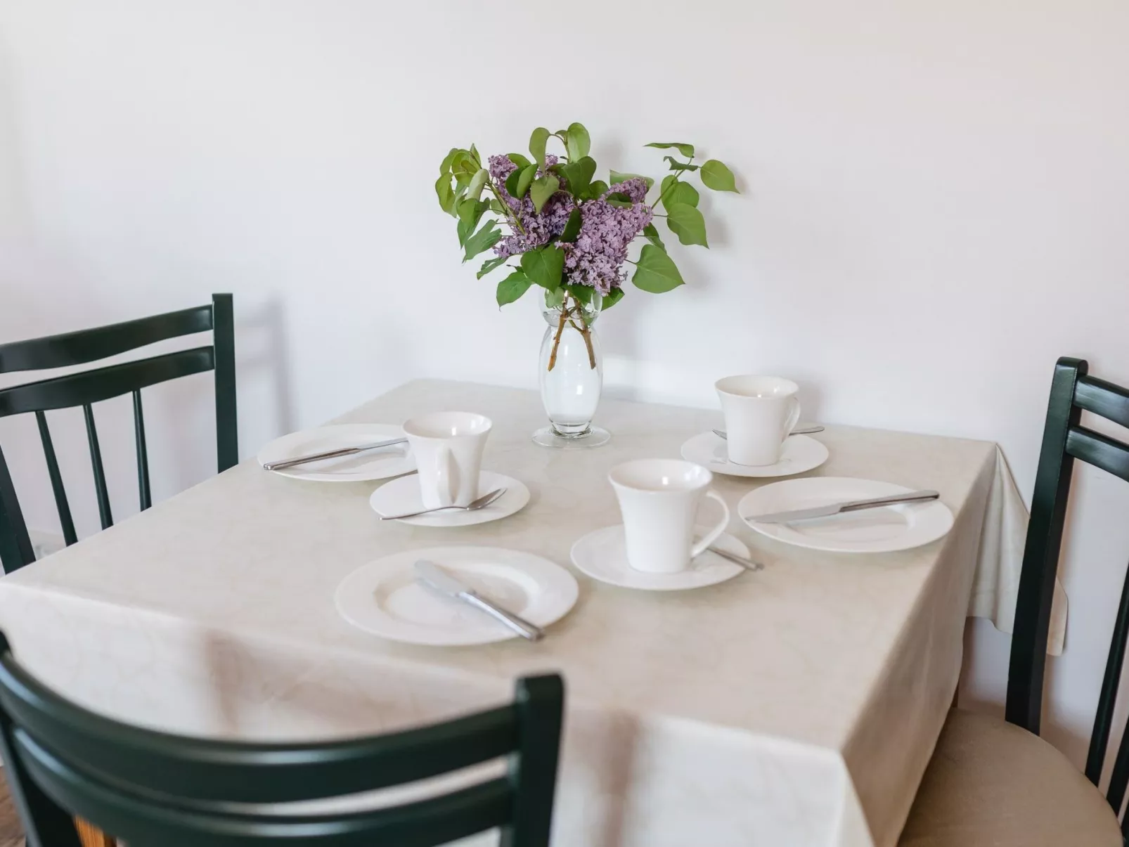 Mit Parkplatz und Fahrradunterstellmöglichkeit mit Balkon nah am Wald - Image-tags.info