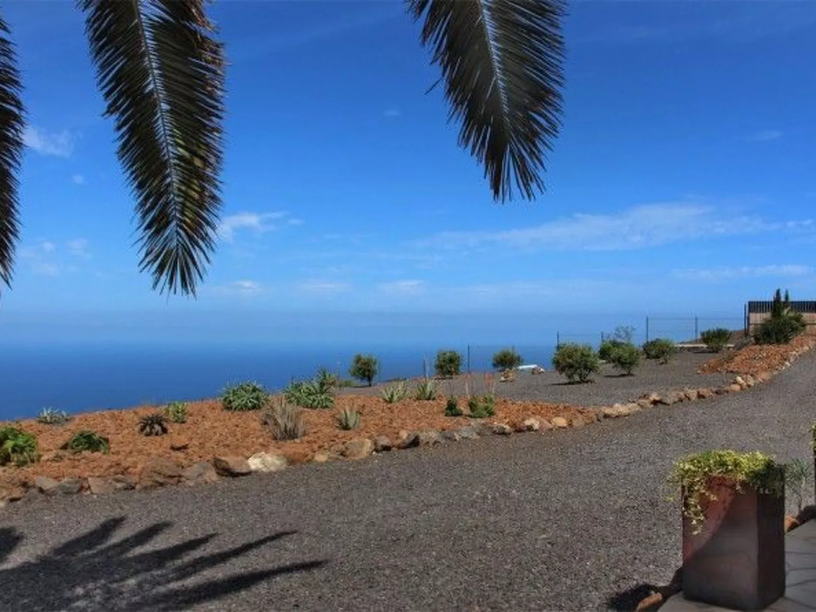 Romantische Ferienvilla mit Infinity-Pool und Panoramameerblick - Image-tags.info