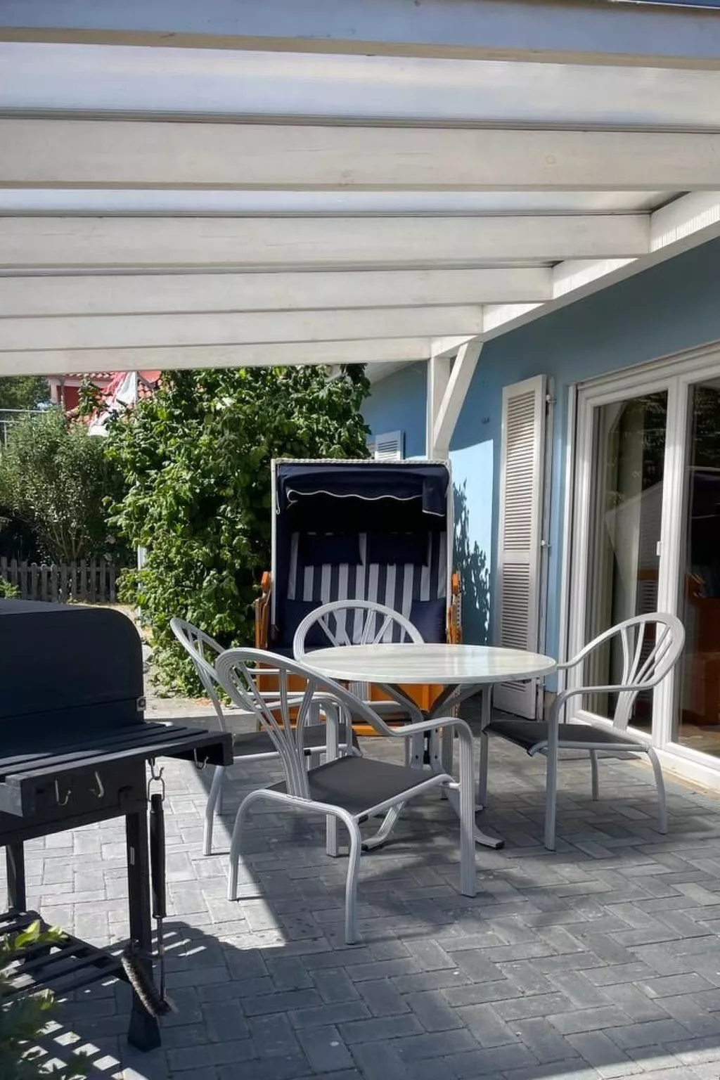 In Wischuer mit Terrasse, Grill und Garten - Image-tags.info