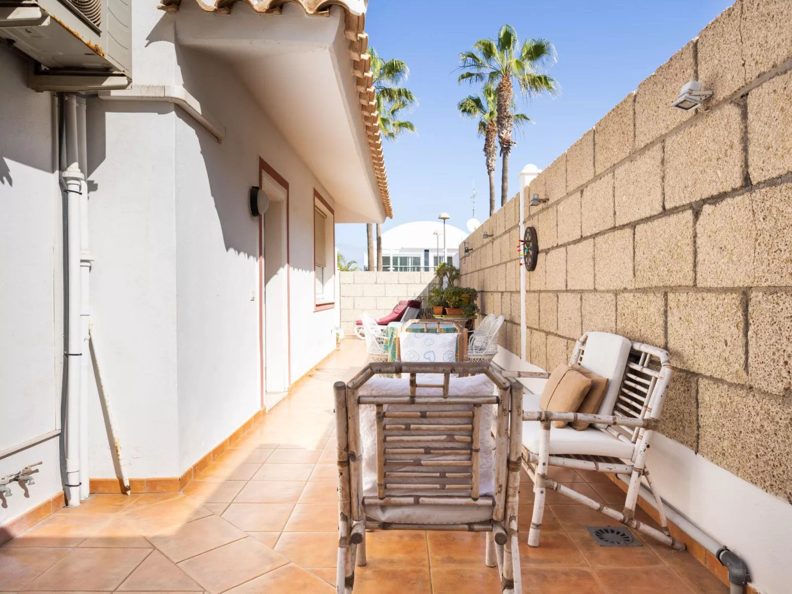 Villa Carolina - Image-tags.info