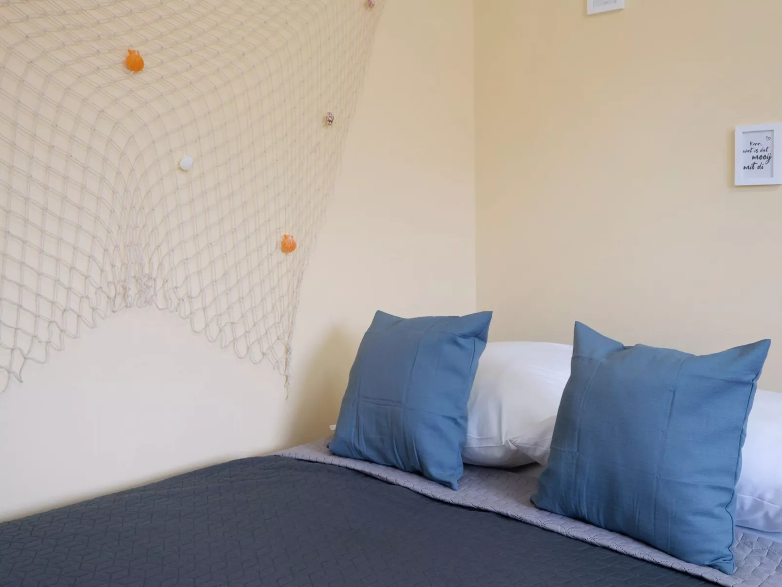 Captains Quarters 5 - strandnah, maritimer Charme - Image-tags.info