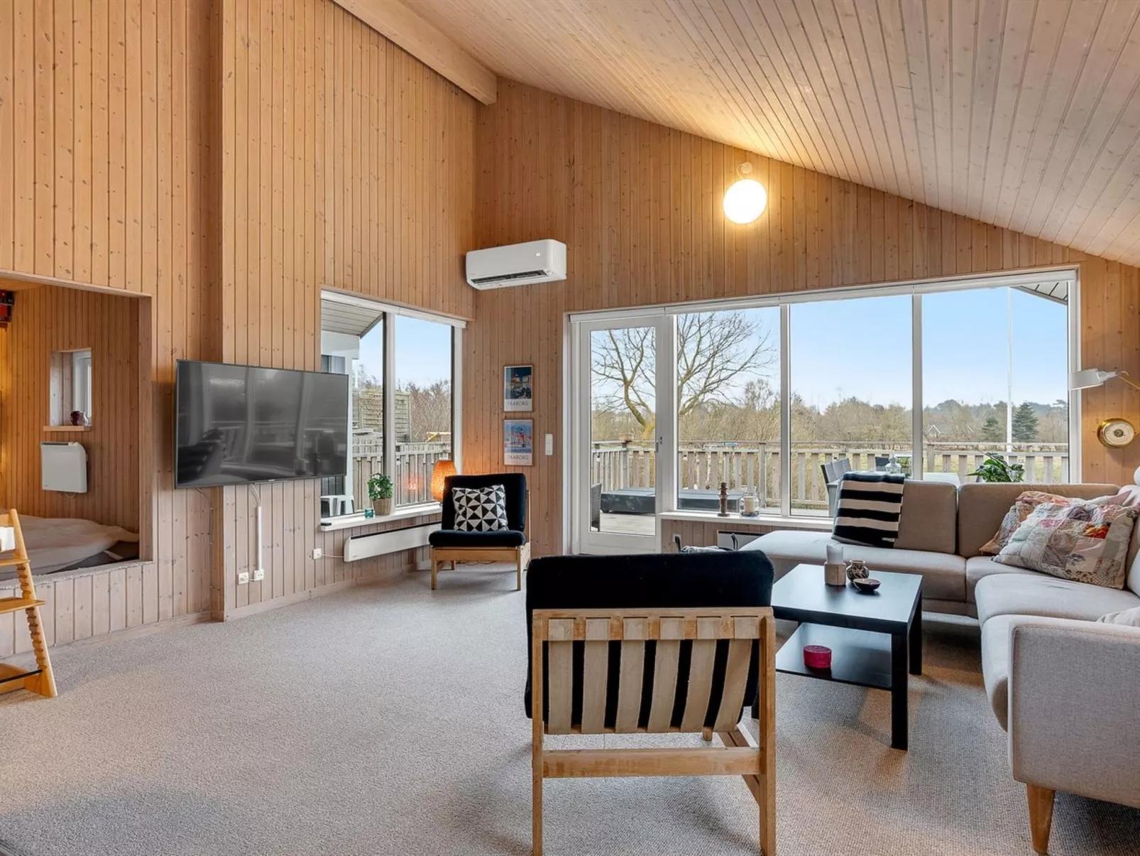 "Filisha" - 200m from the sea - Binnen