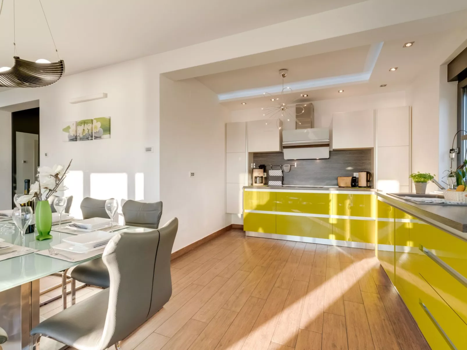 Villa "View" mit Blick auf das Wasser - Image-tags.info