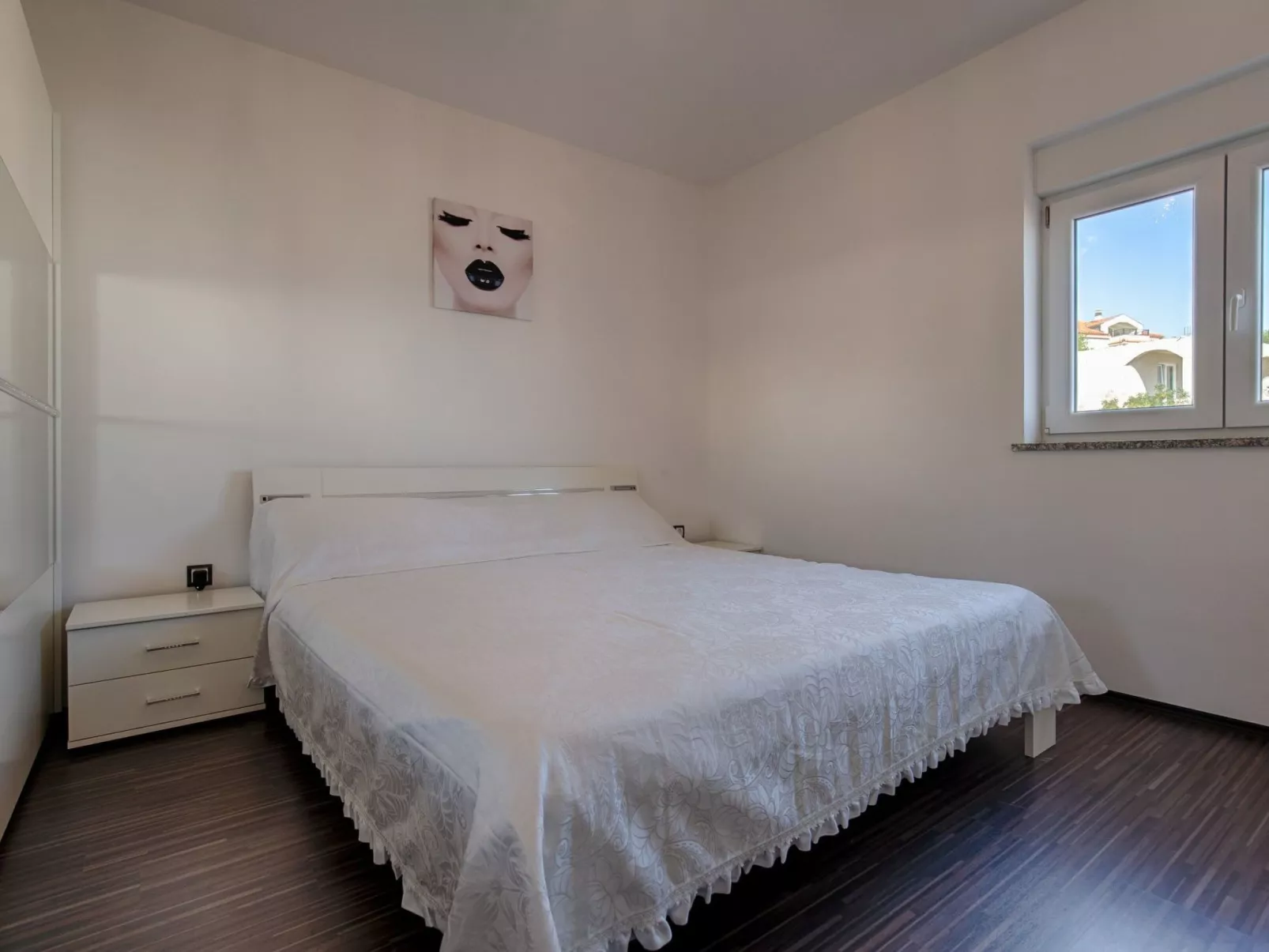 Villa mit Pool und schönem Meerblick - Image-tags.info