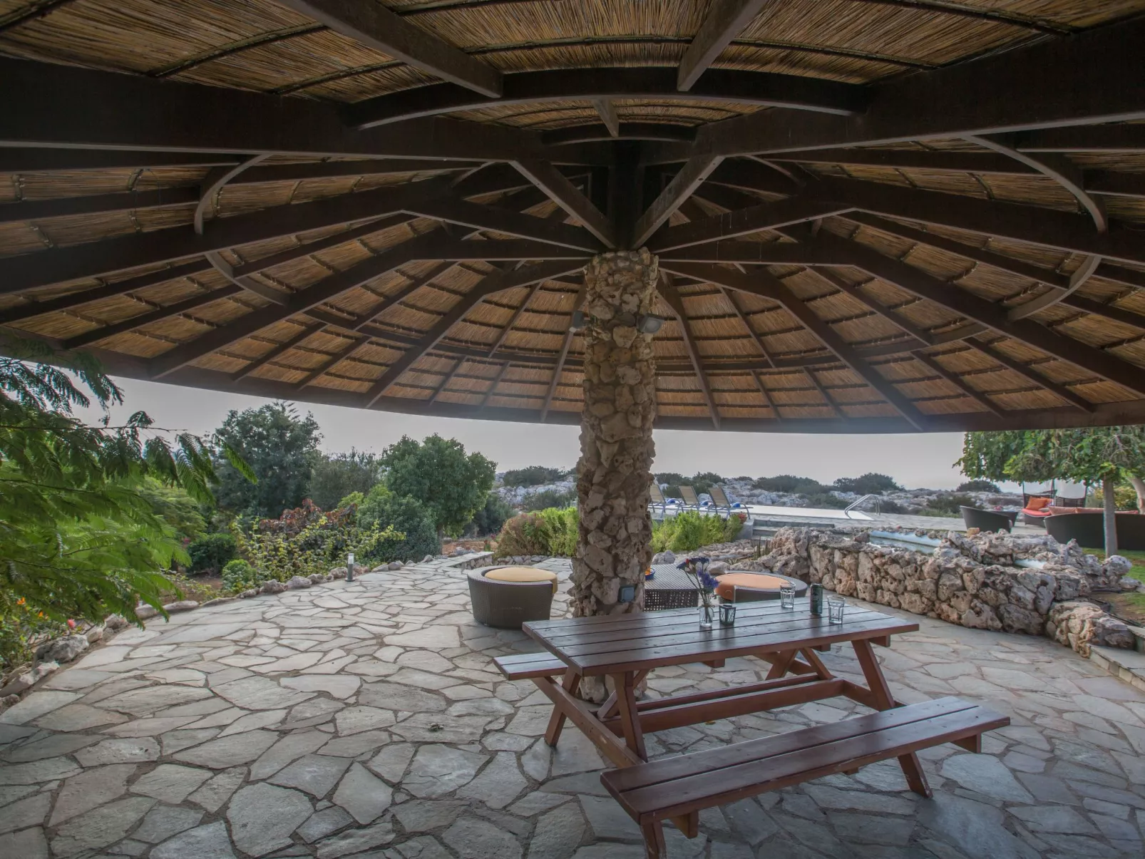 Private Villa mit Panoramablick auf das Meer - Image-tags.info