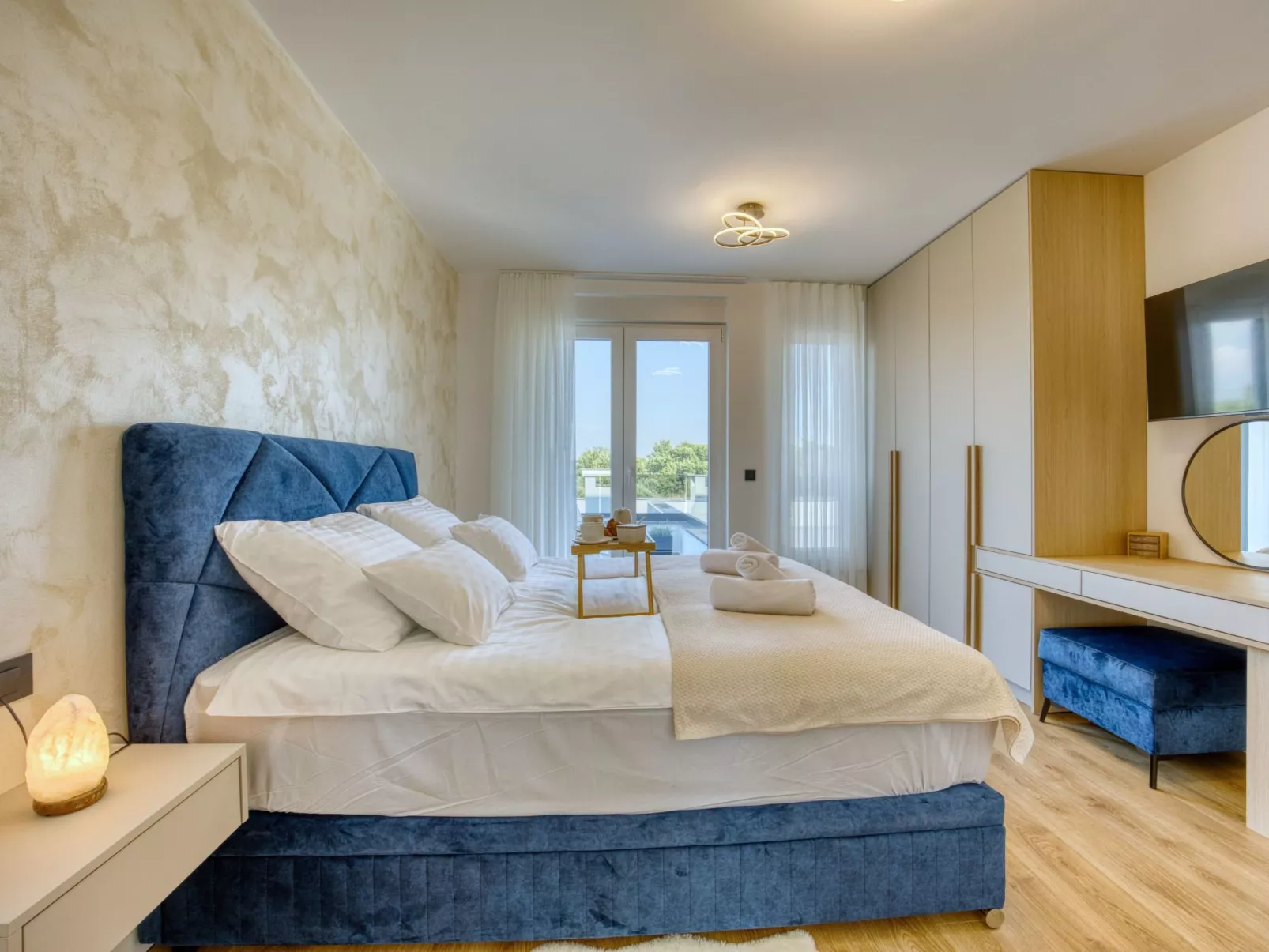 Villa Elena - Image-tags.info