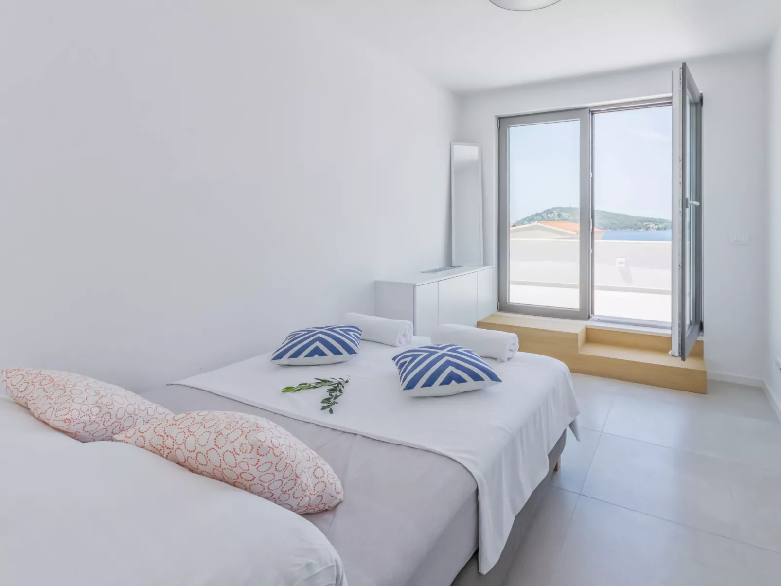 Villa Tyra - Image-tags.info