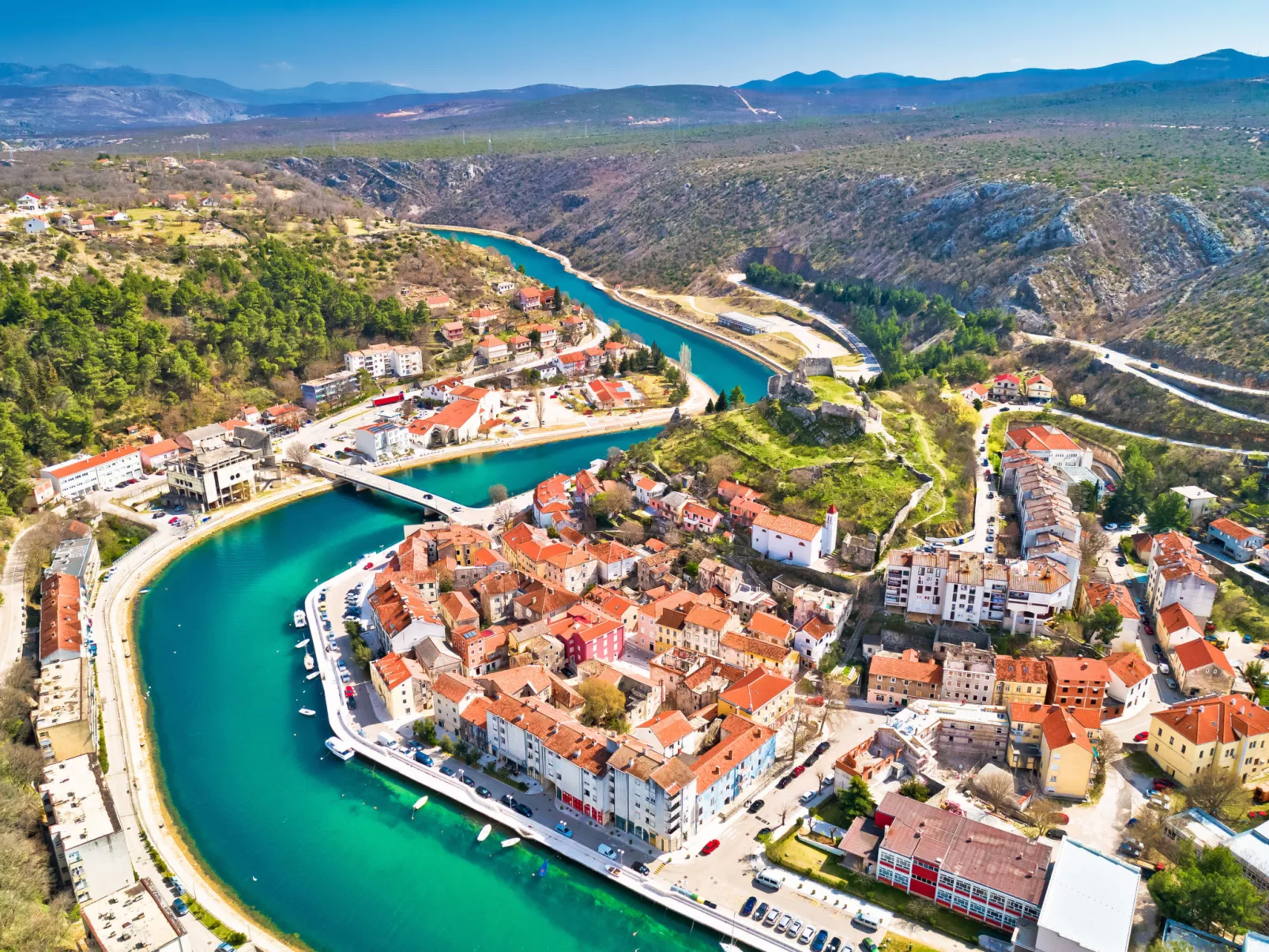 Didini dvori - Omgeving