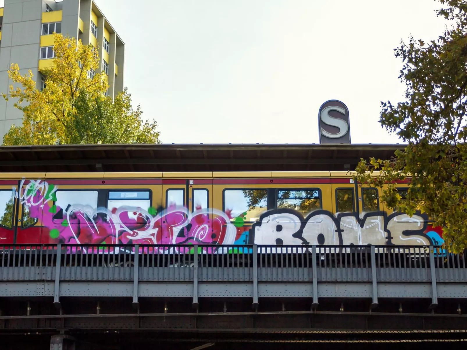 In Berliner Innenstadt, Siegessäule-Nähe - Buiten