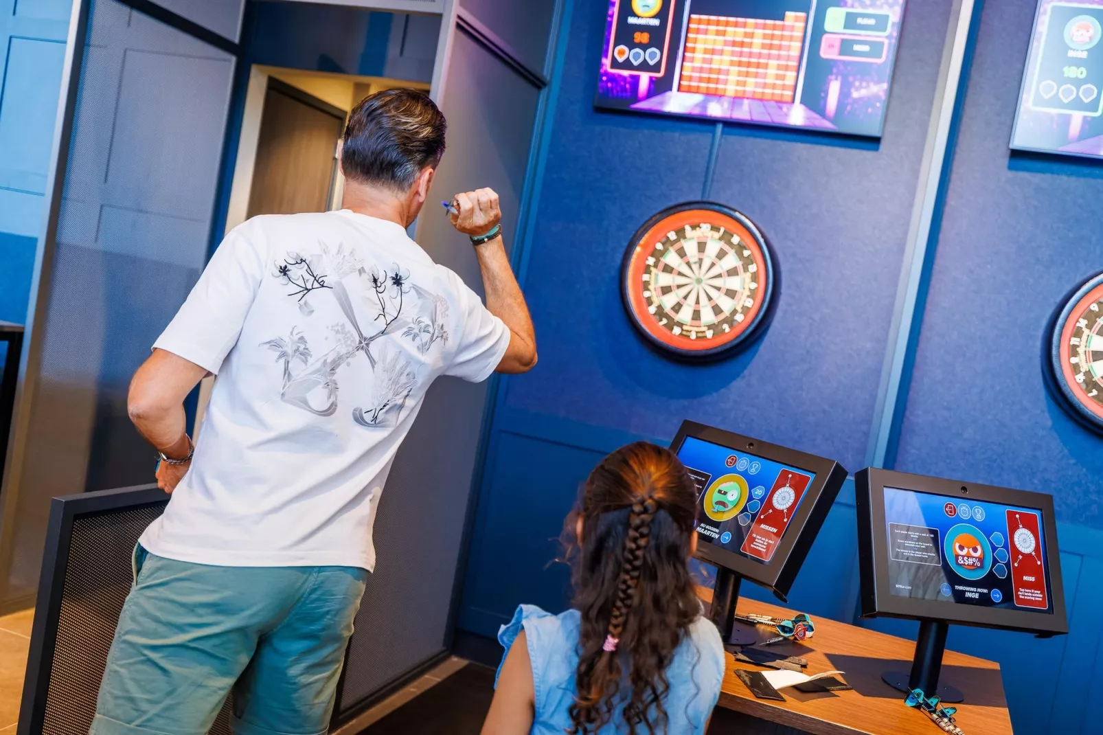 Vakantiepark Eiland van Maurik 8-Faciliteiten