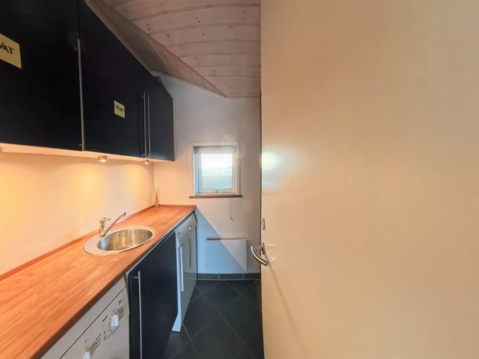 "Thrugils" - 800m from the sea-Binnen