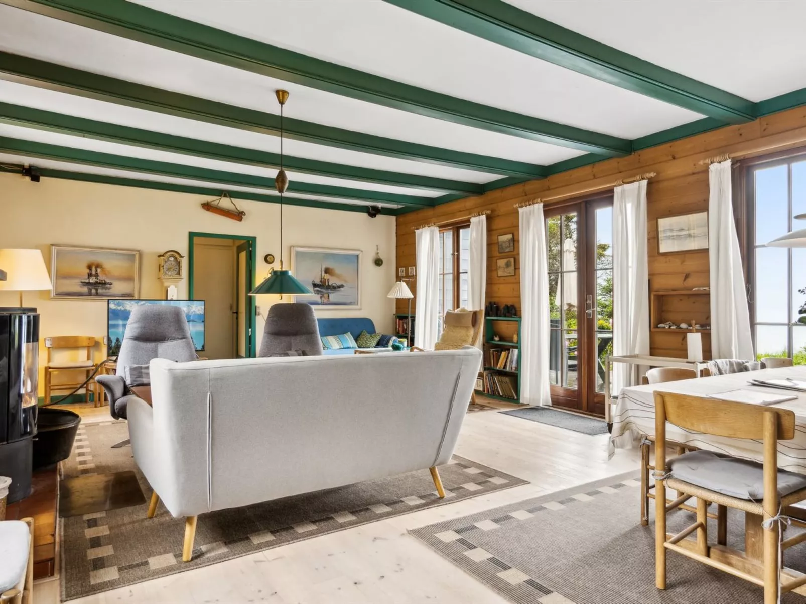 "Antonina" - 10m from the sea - Binnen