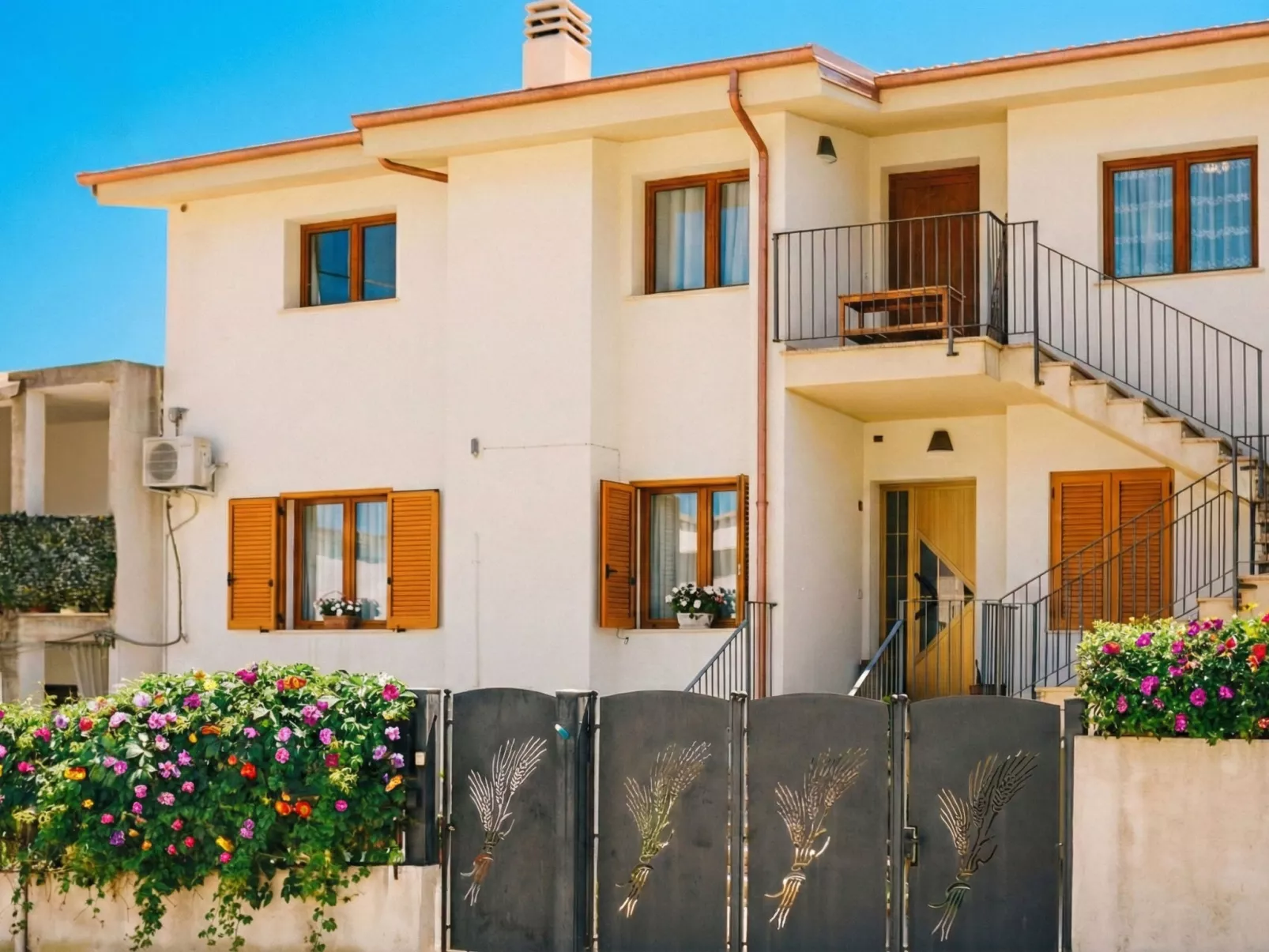 Crystal Sea Apartment-Buiten