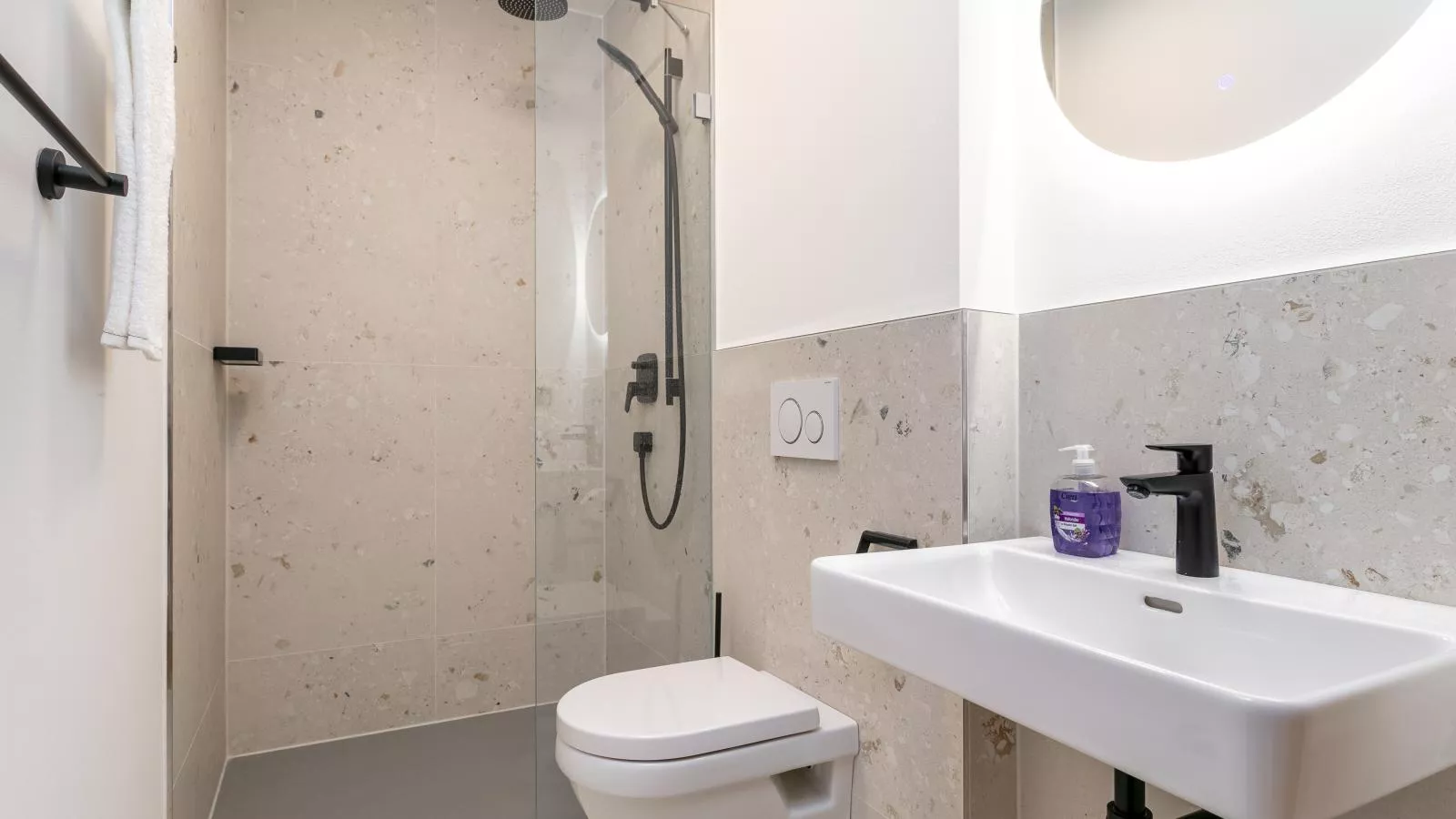 Hopfgarten Alpin Living Top 6-Badkamer