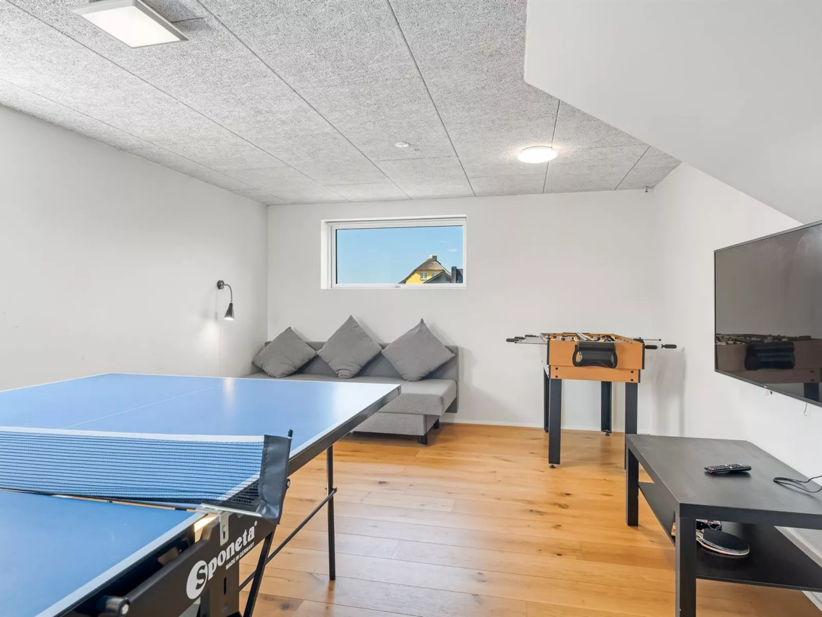 "Tekla" - 180m from the sea-Binnen