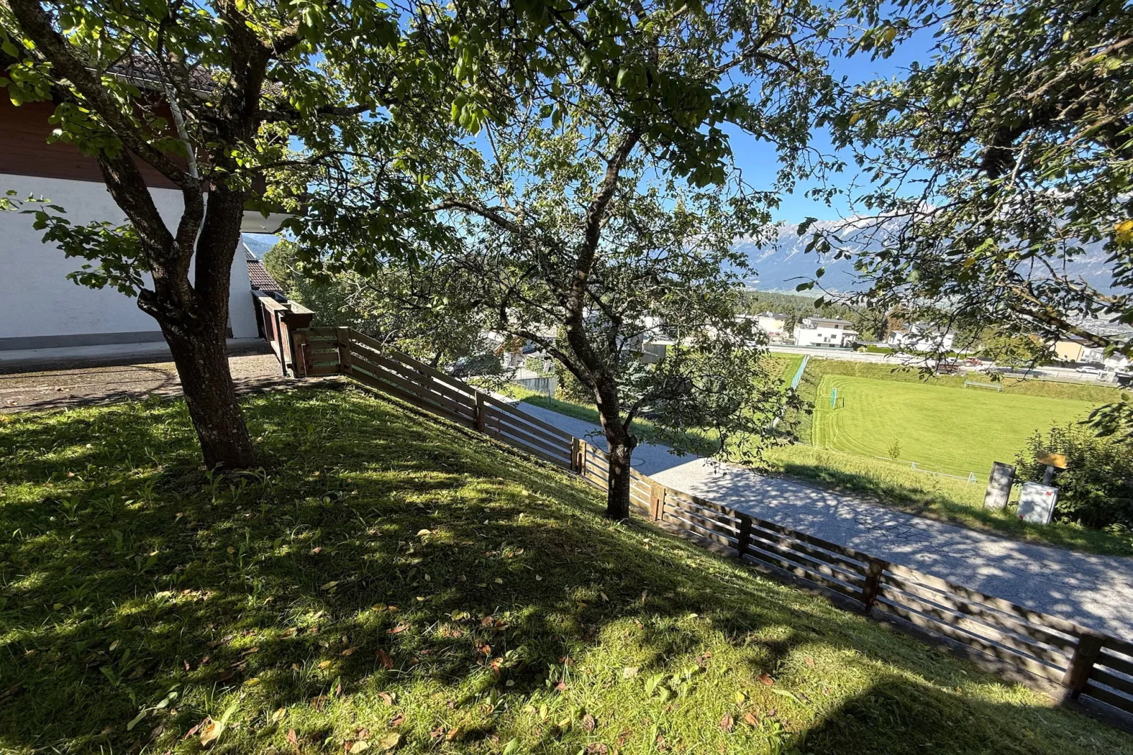 Alpenchalet Berggold-Uitzicht zomer