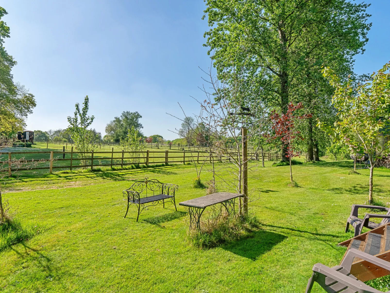 Shepherd's Hut at Hilltop Farm - Buiten