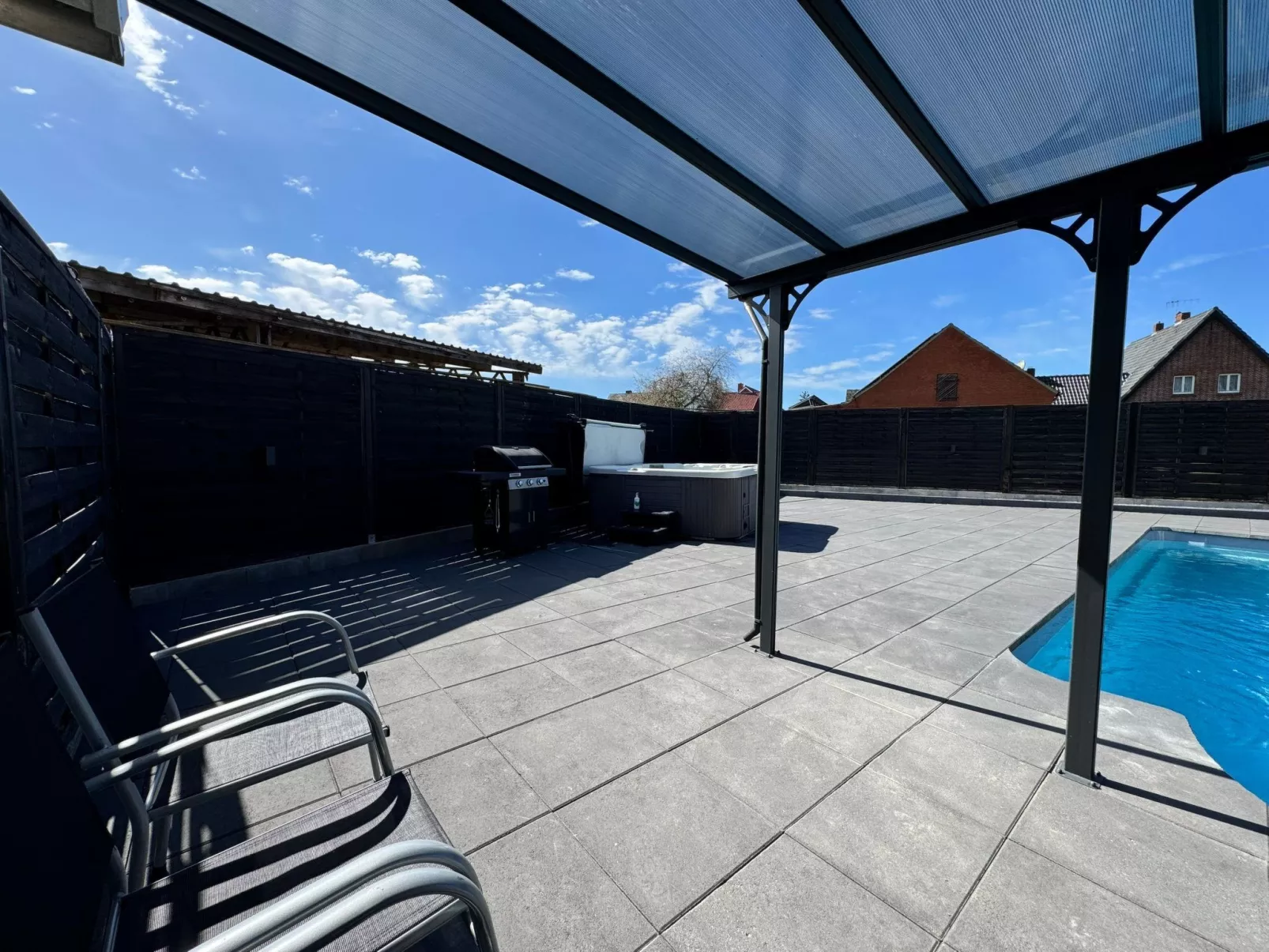 Mit privat Hottub und Klima. - Image-tags.info