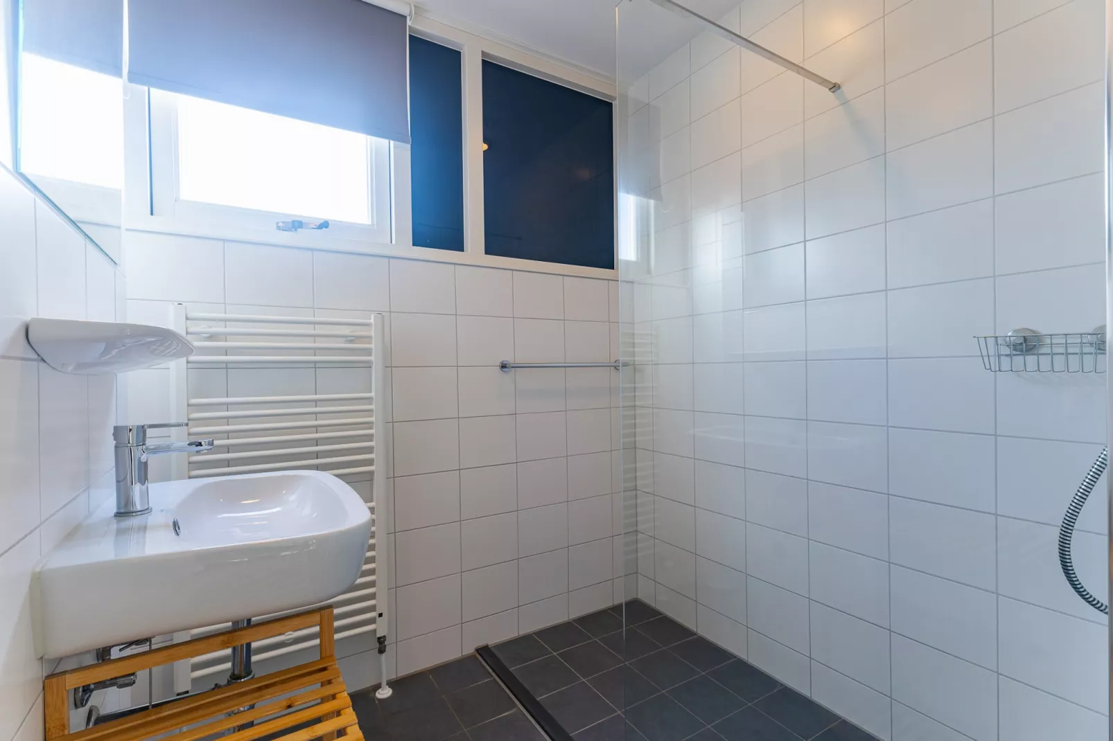 Zonnedorp 7 De Meerpaal in Renesse | Comfortable holiday house close to the beach - Badkamer