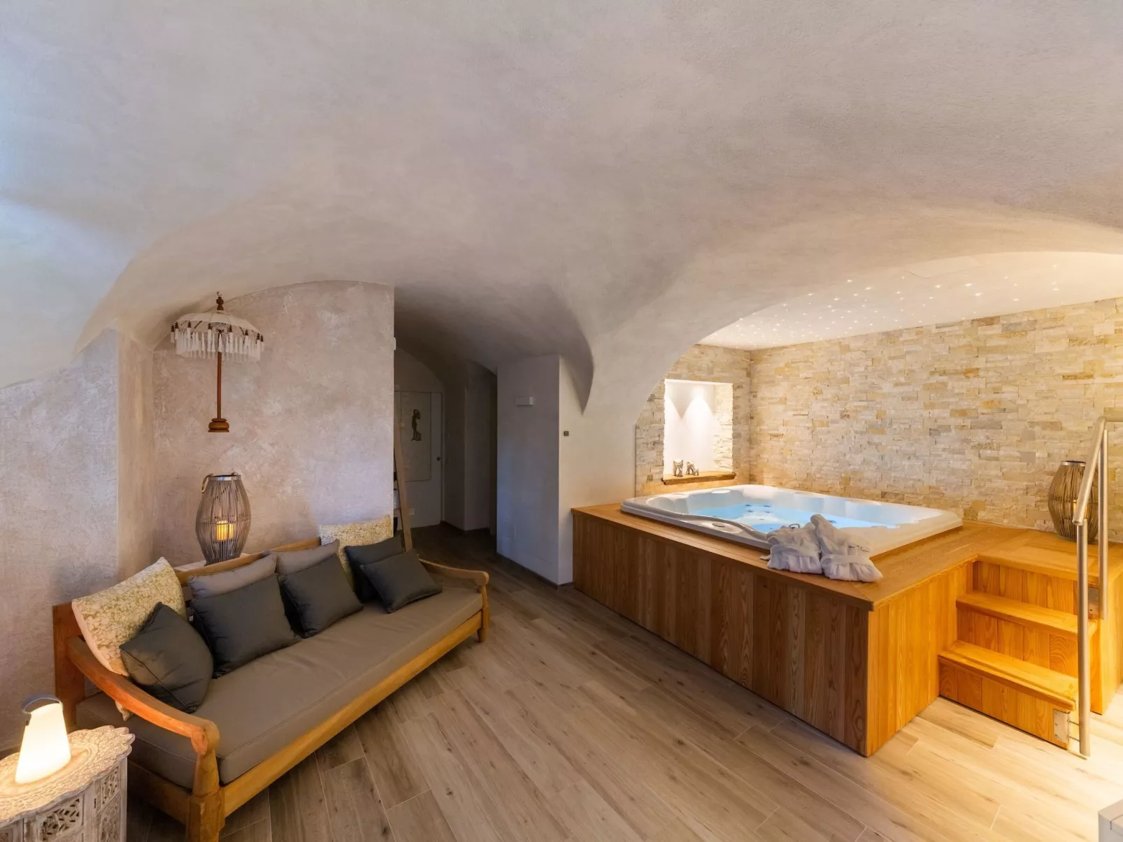 Wohnung in Voltino mit Privatparkplatz - Image-tags.info