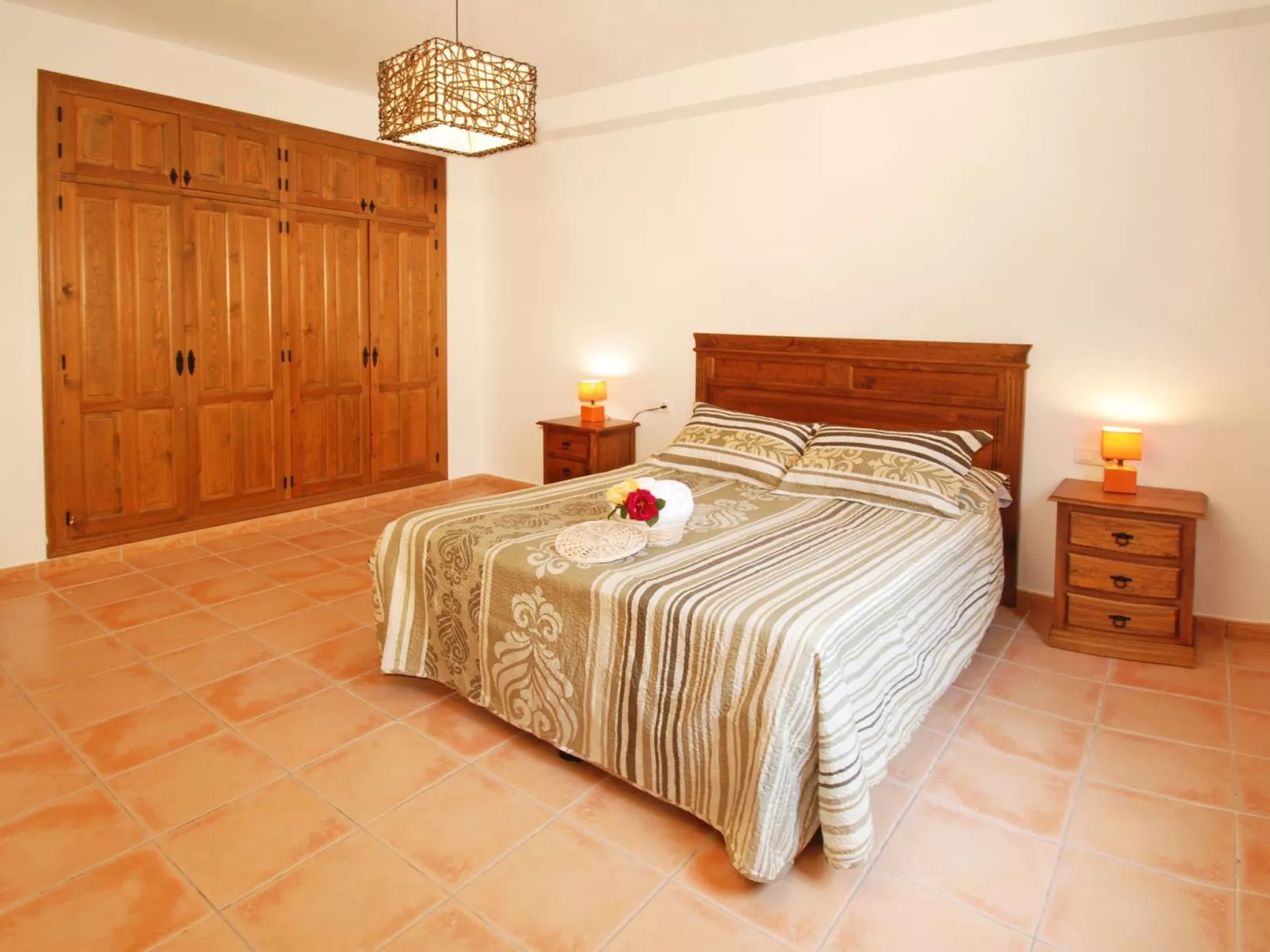 Villa Los Poyatos, beheizter Pool, Wifi, AC,BBQ - Image-tags.info