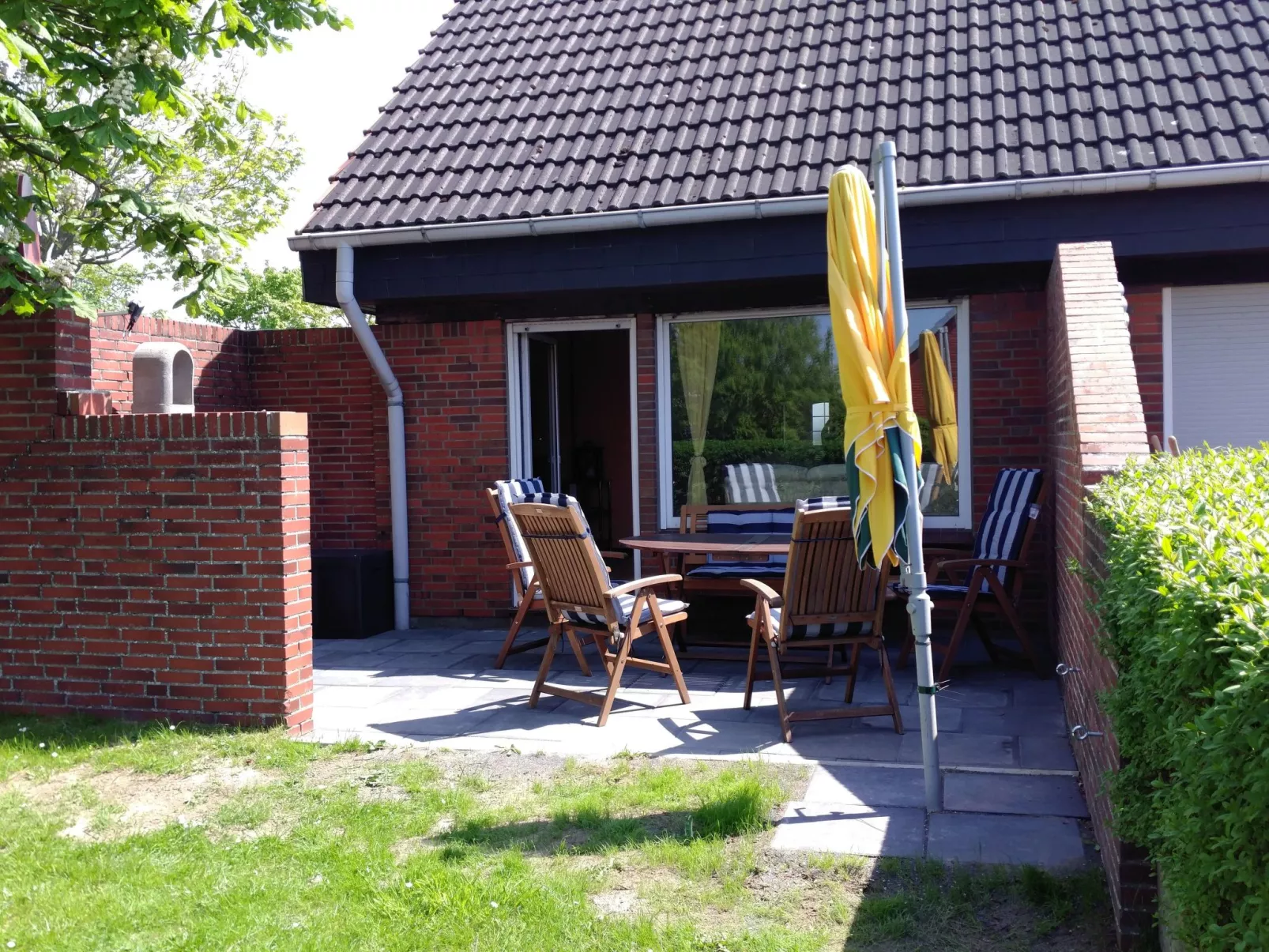 Mit Garten, Grill und Terrasse - Image-tags.info