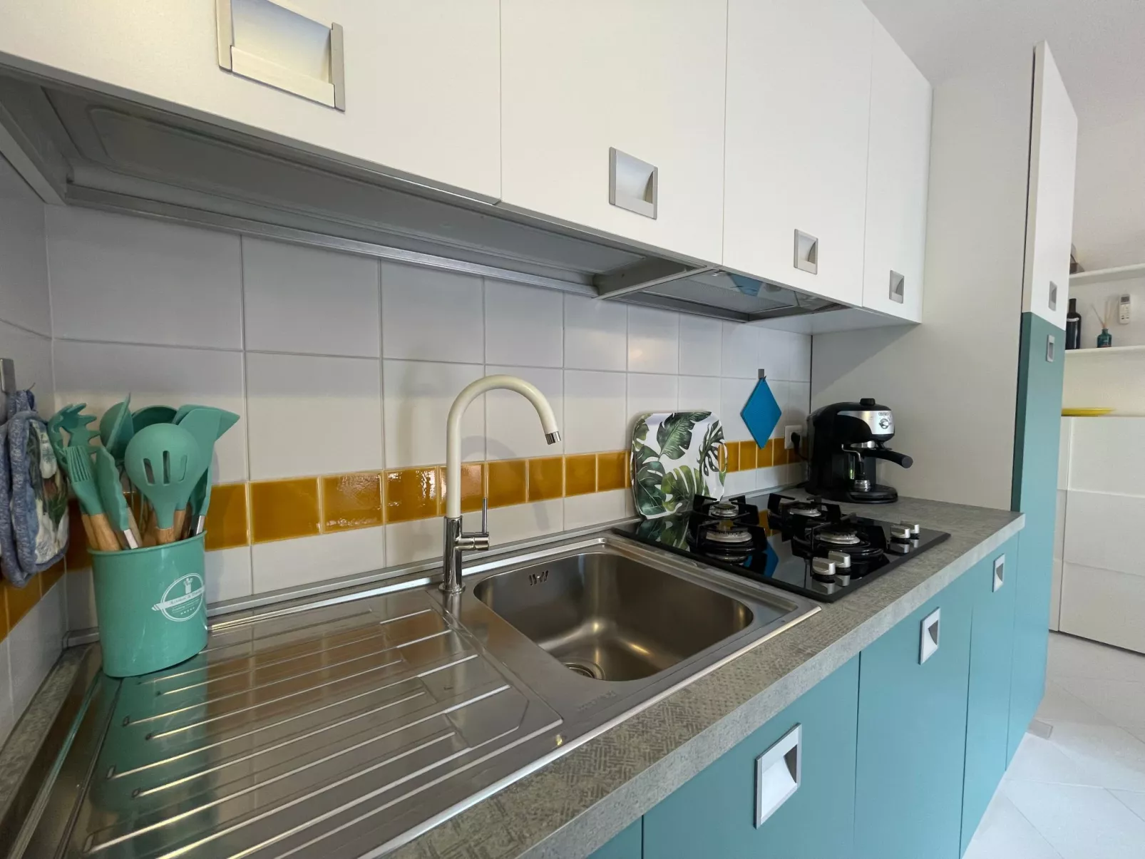 Wohnung "Alter Olivenbaum" mit Garten - Image-tags.info