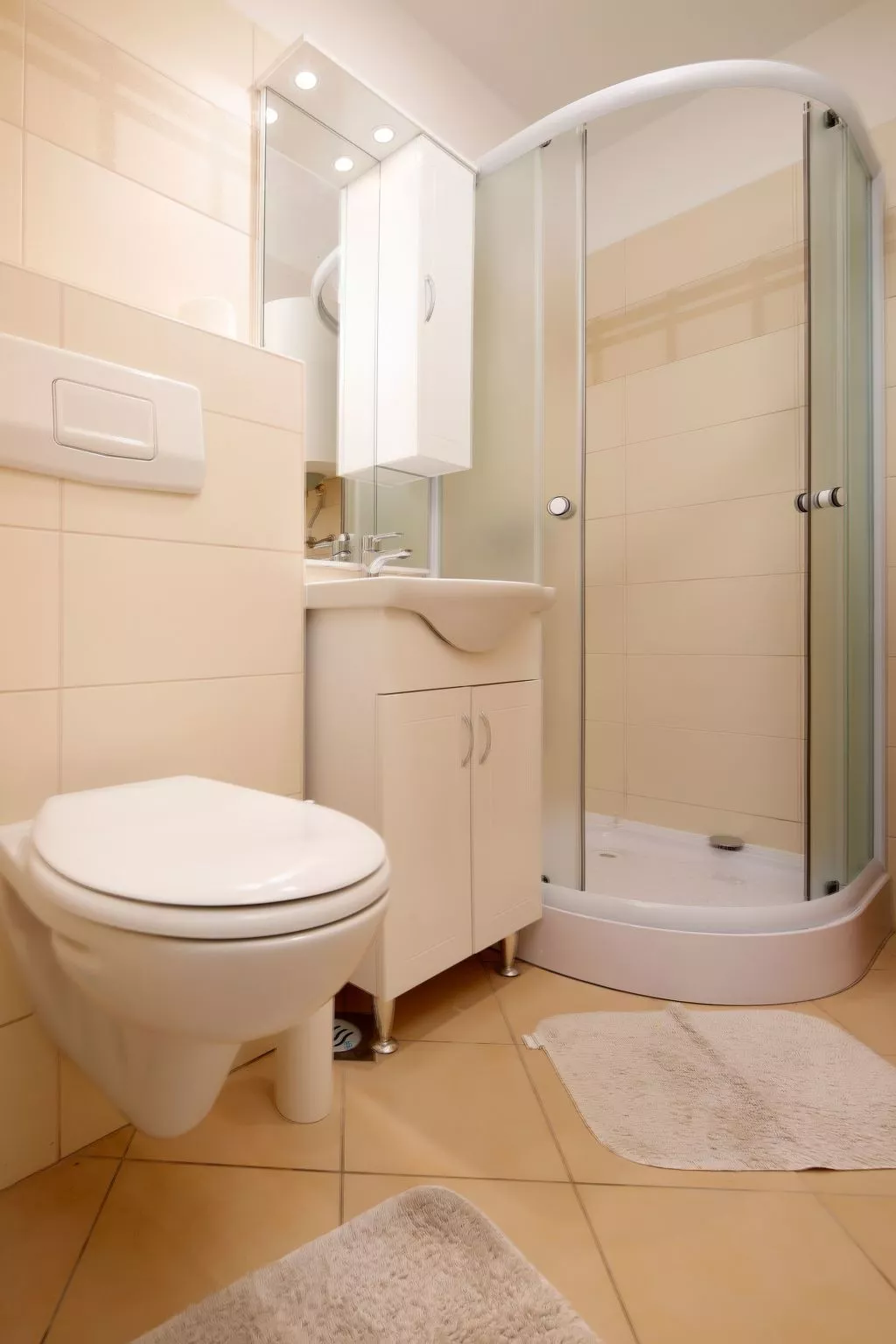 "Mela" mit Blick auf das Wasser - Image-tags.info