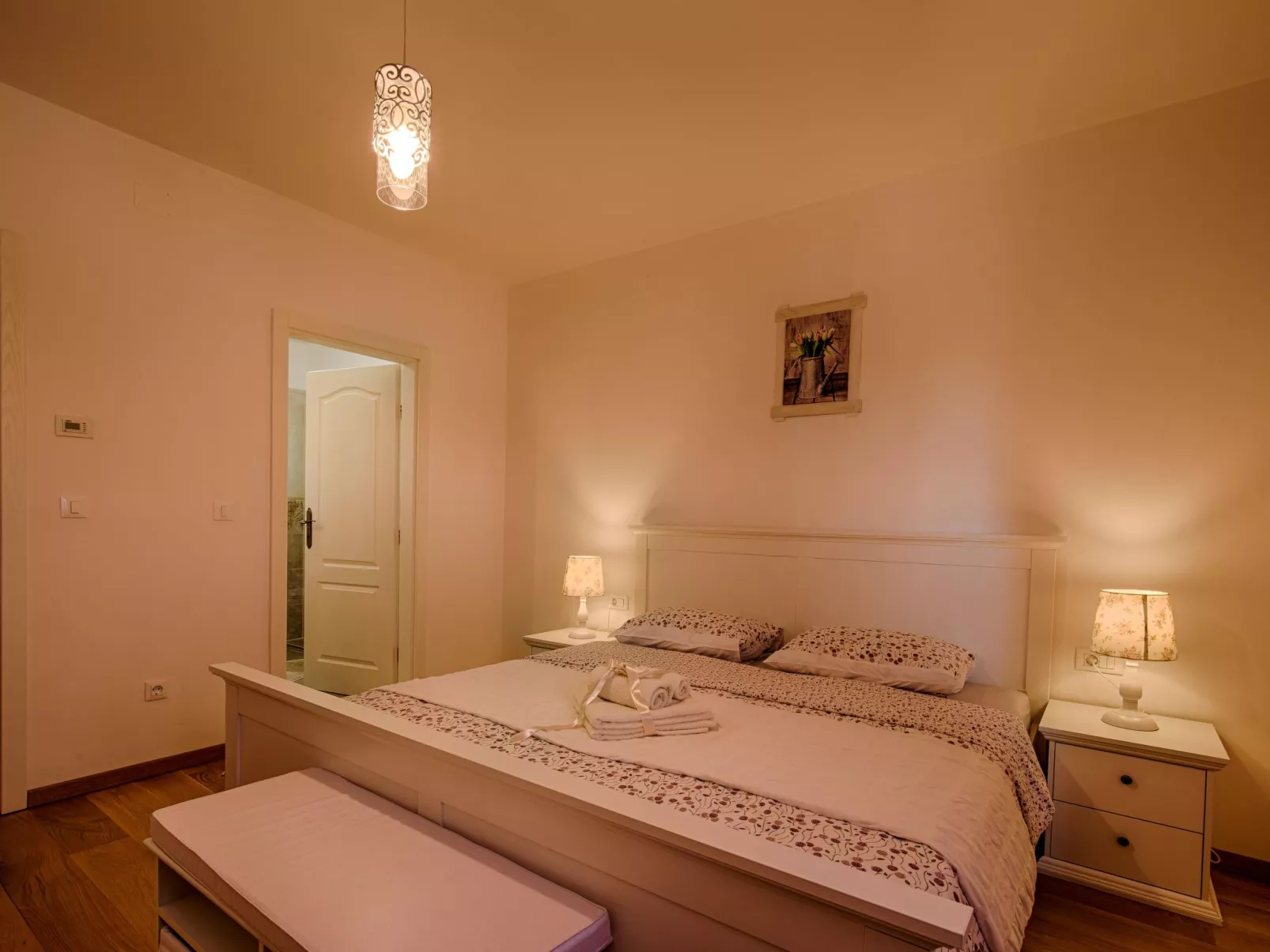 In Kras mit privatem Parkplatz - Image-tags.info