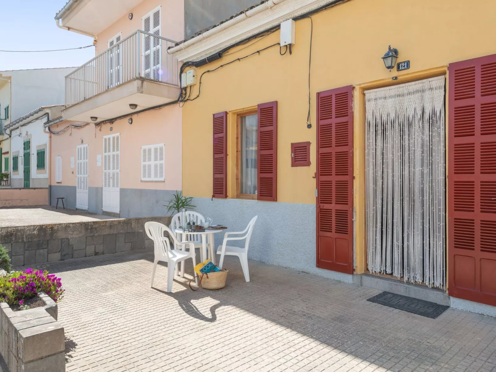 Gemütliches Stadthaus am Strand, 100 m vom Strand von Can Picafort entfernt - Image-tags.info