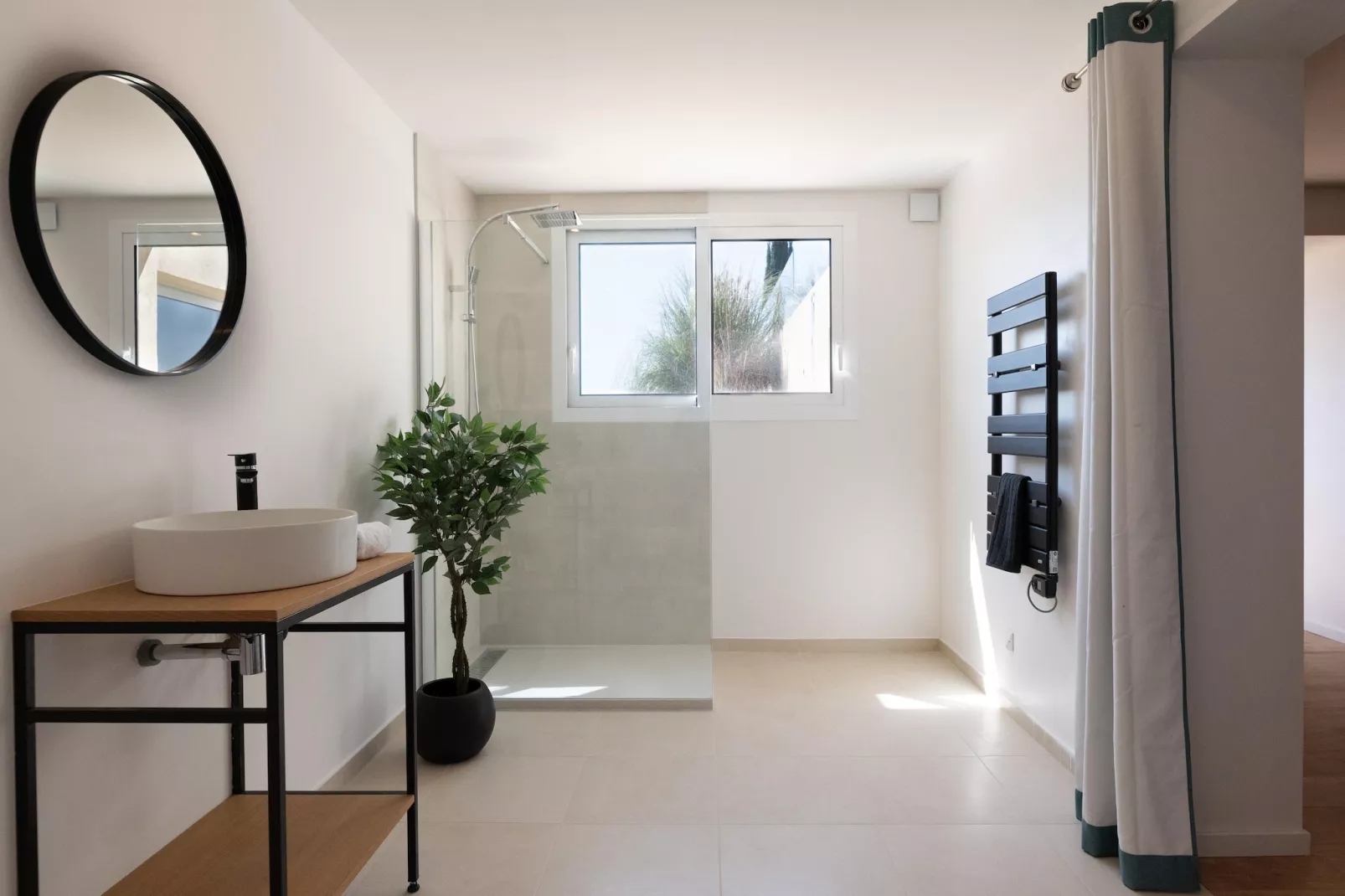 Villa Calade-Badkamer